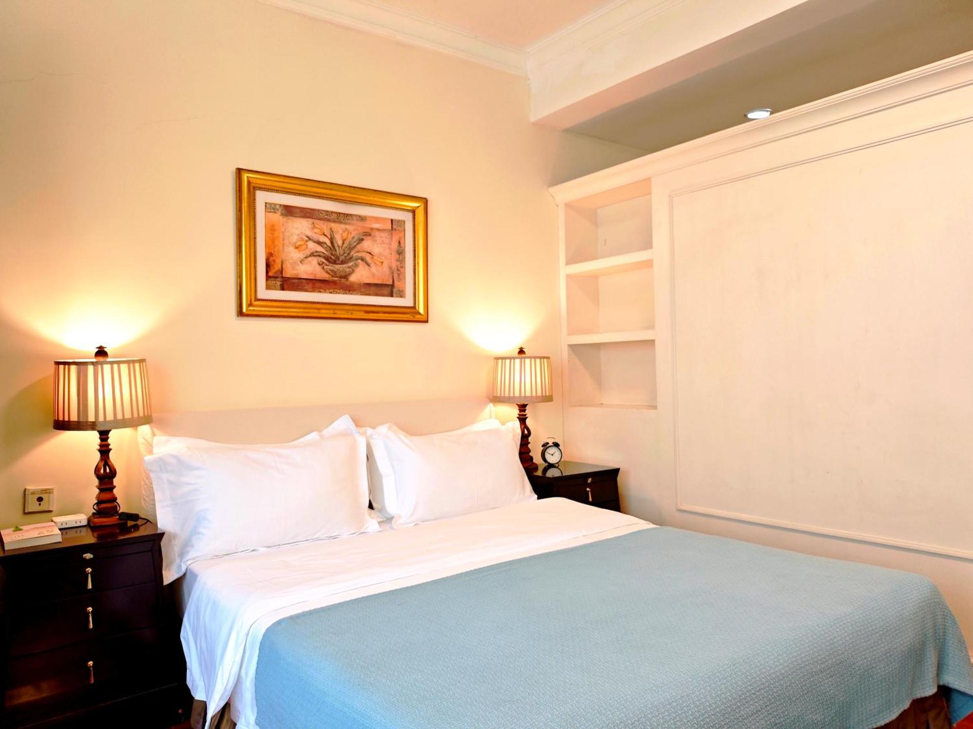 Deluxe Studio,1742673412:JPEG