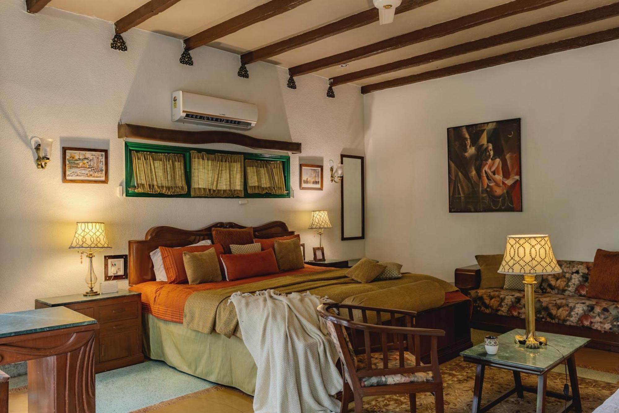 Luxury Room