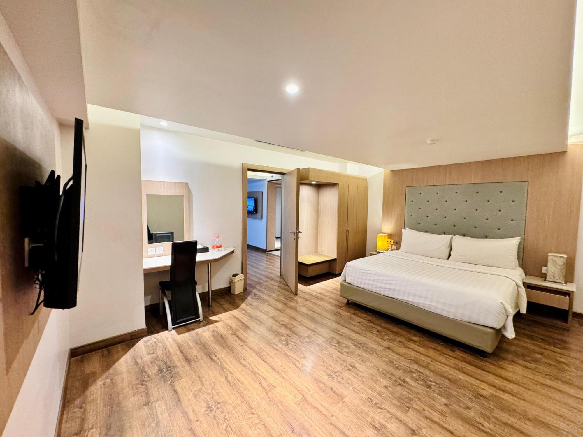 Executive Suite King