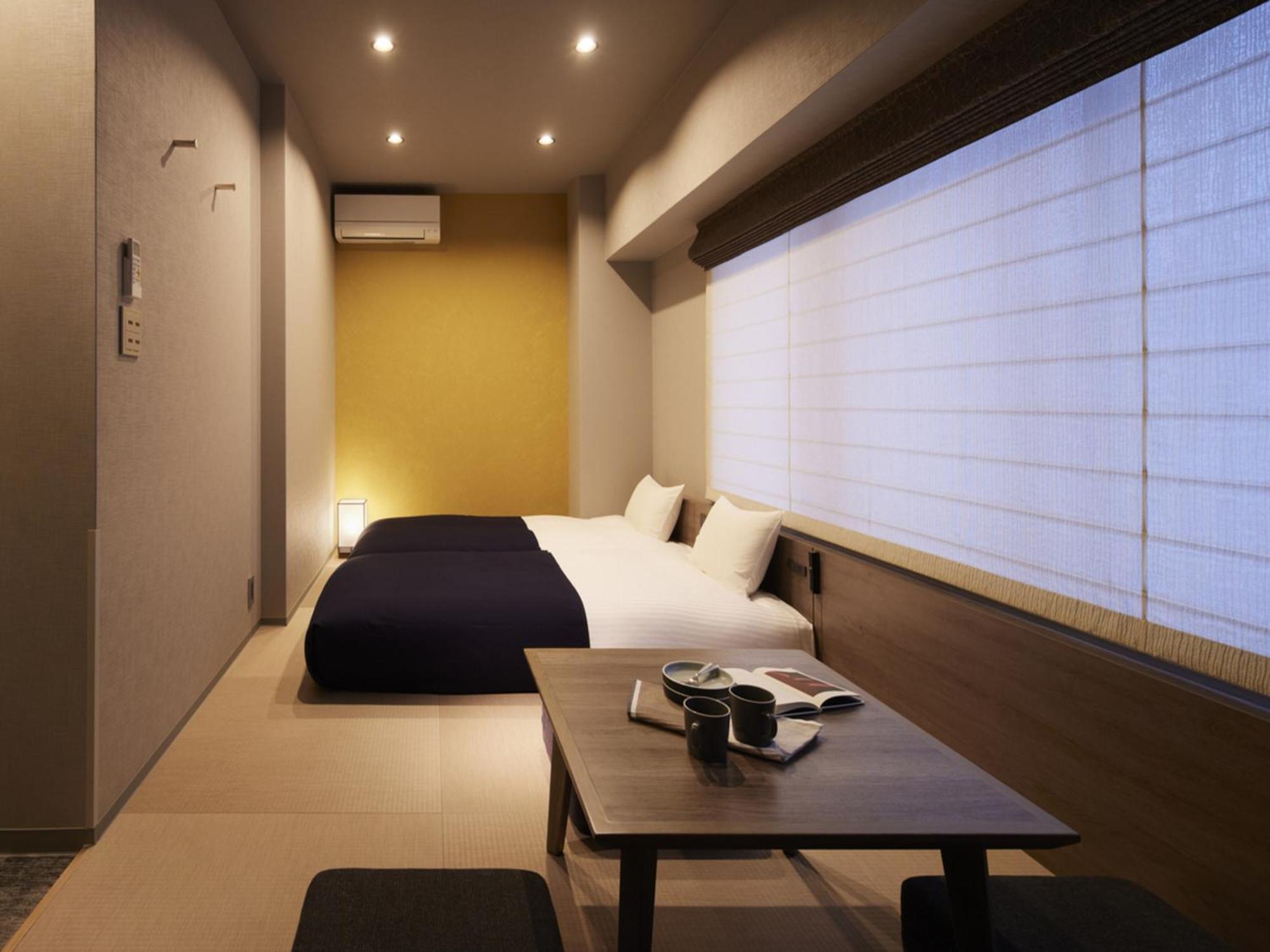 Moderate 4 Beds Japanese Style