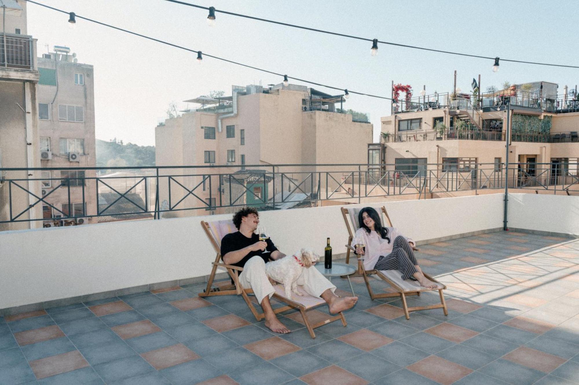 Urban Loft Suite with Rooftop Terrace