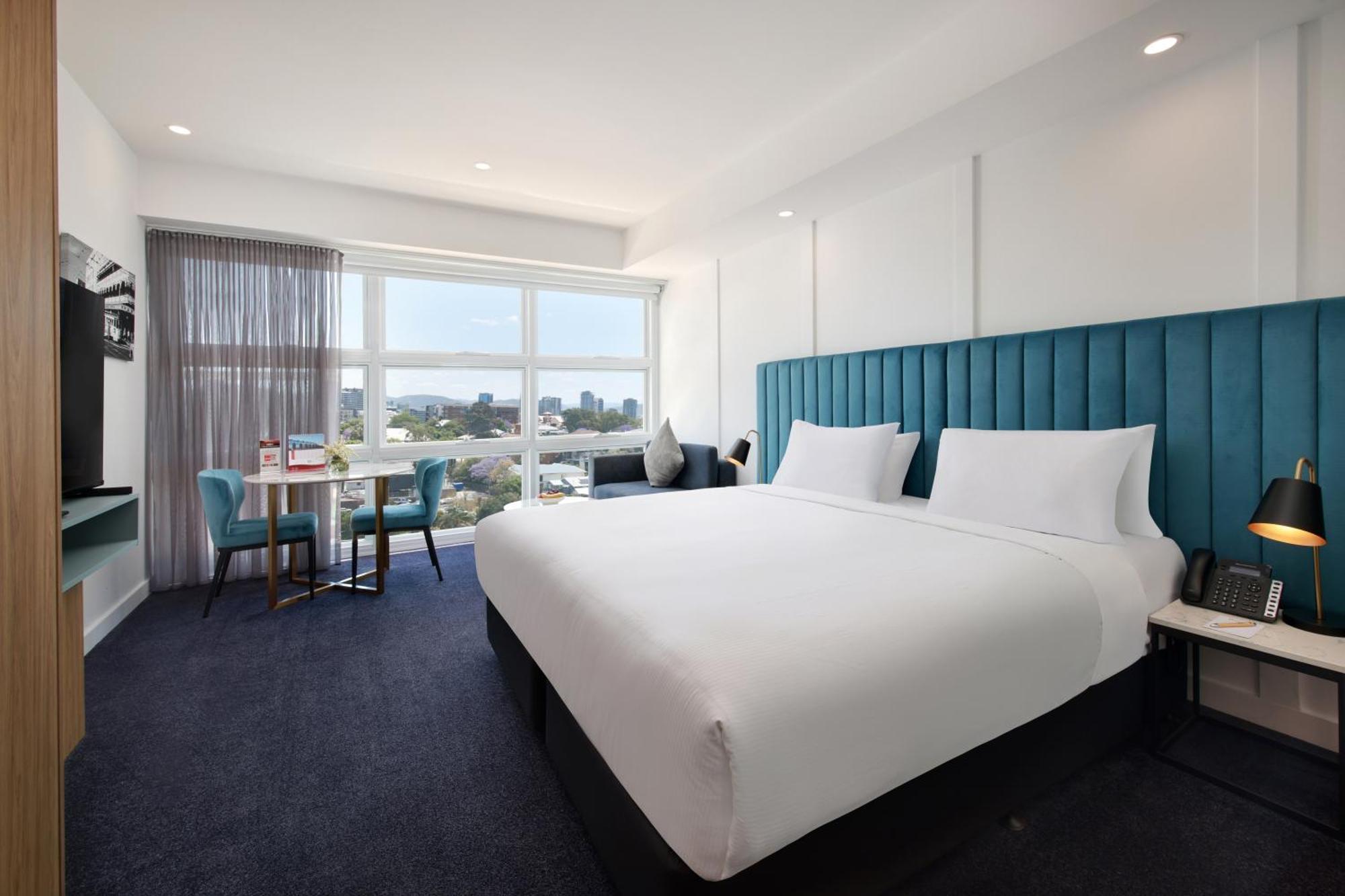 Deluxe Room with City View