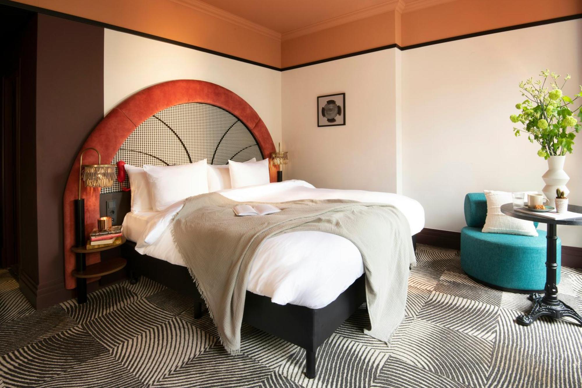 Medium Room 1 Double Bed