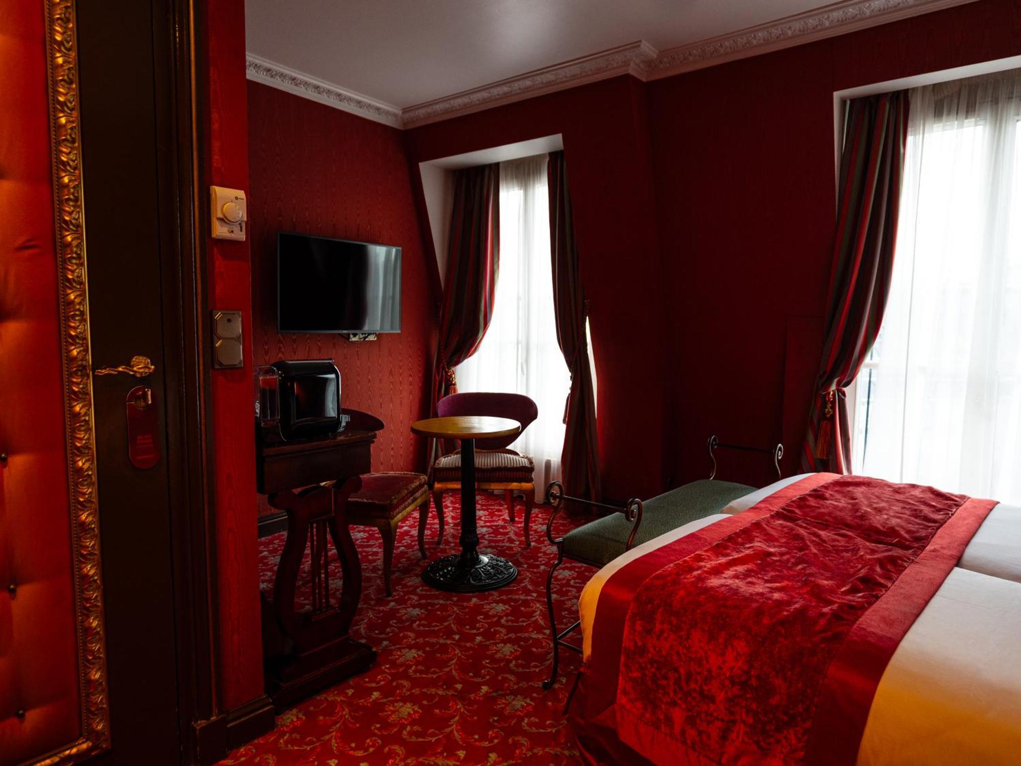 Twin Room,1746818933:JPEG