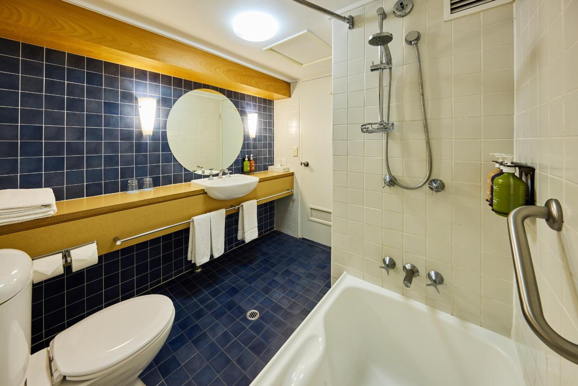 Premium Double Room with Two Double Beds - Seafront