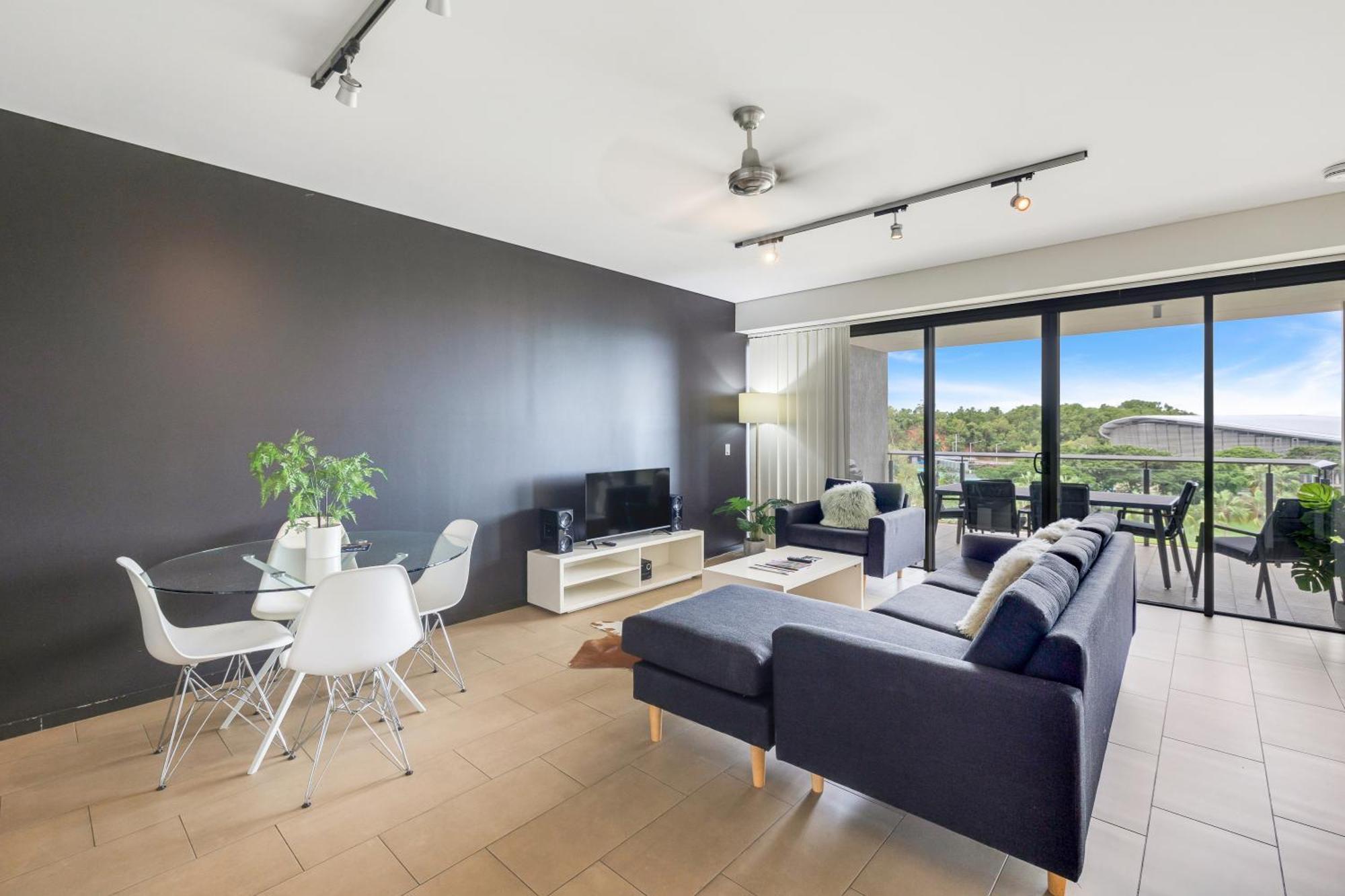 1 Bedroom Lagoon View Apartment