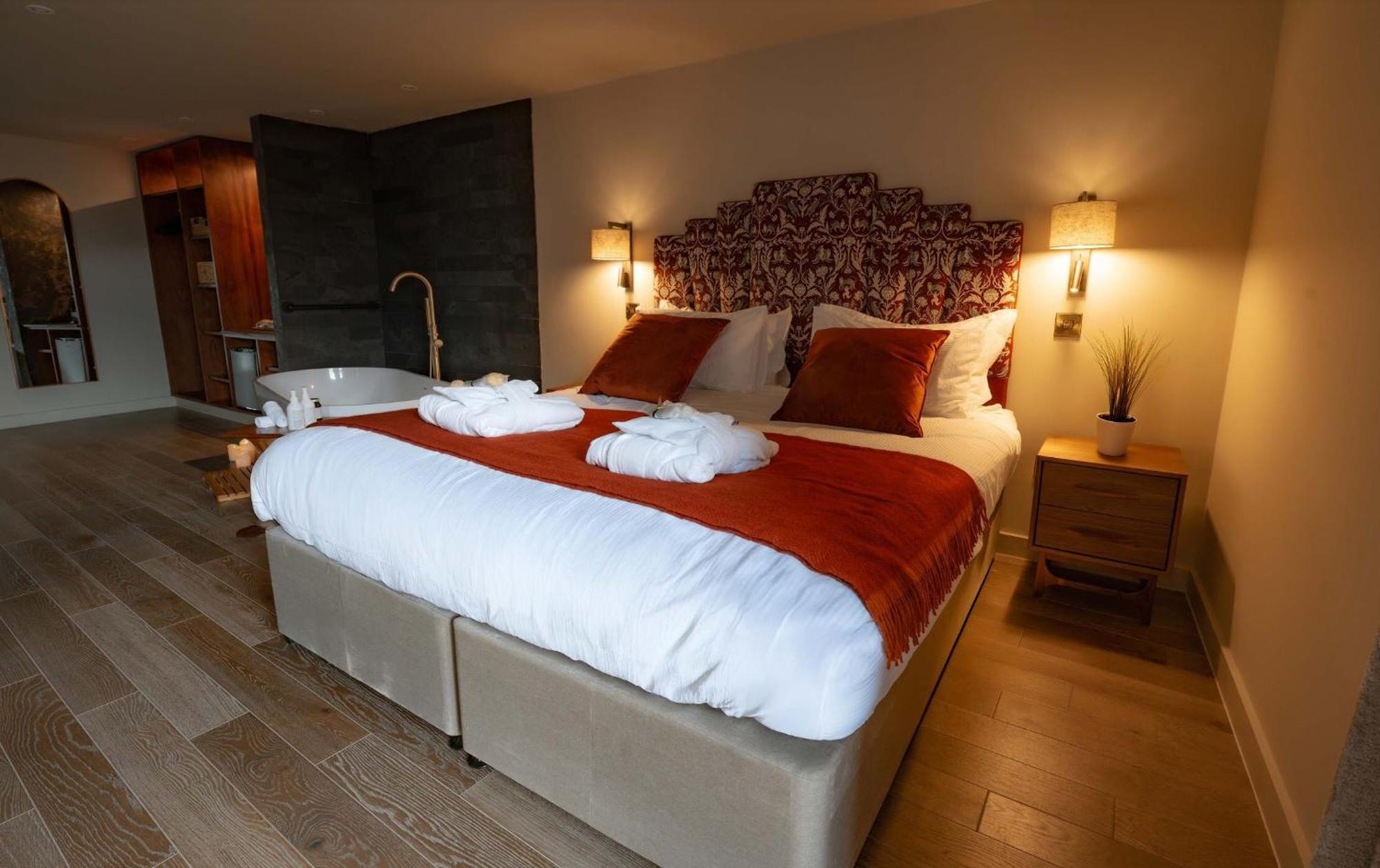 Superior King Room