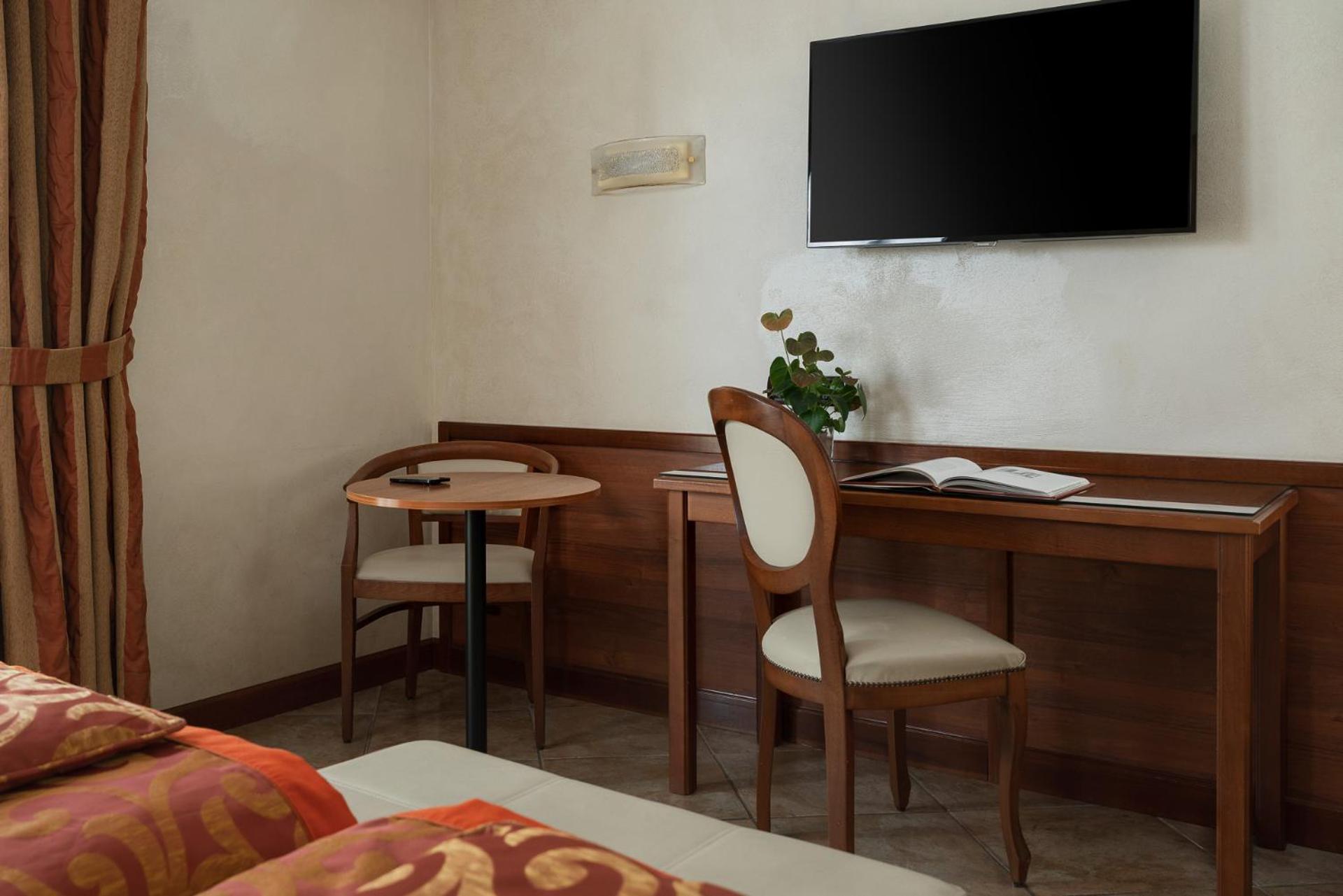 Classic Double or Twin Room