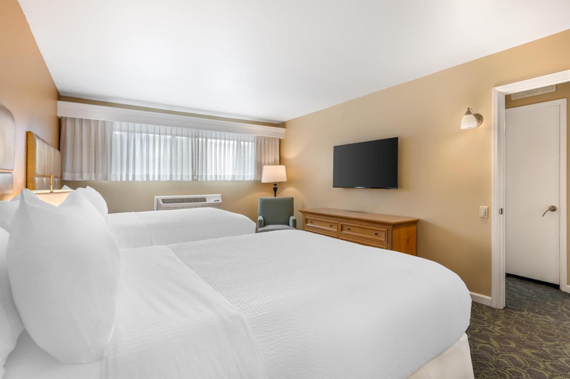 Two-Bedroom Apartment Non-Smoking
