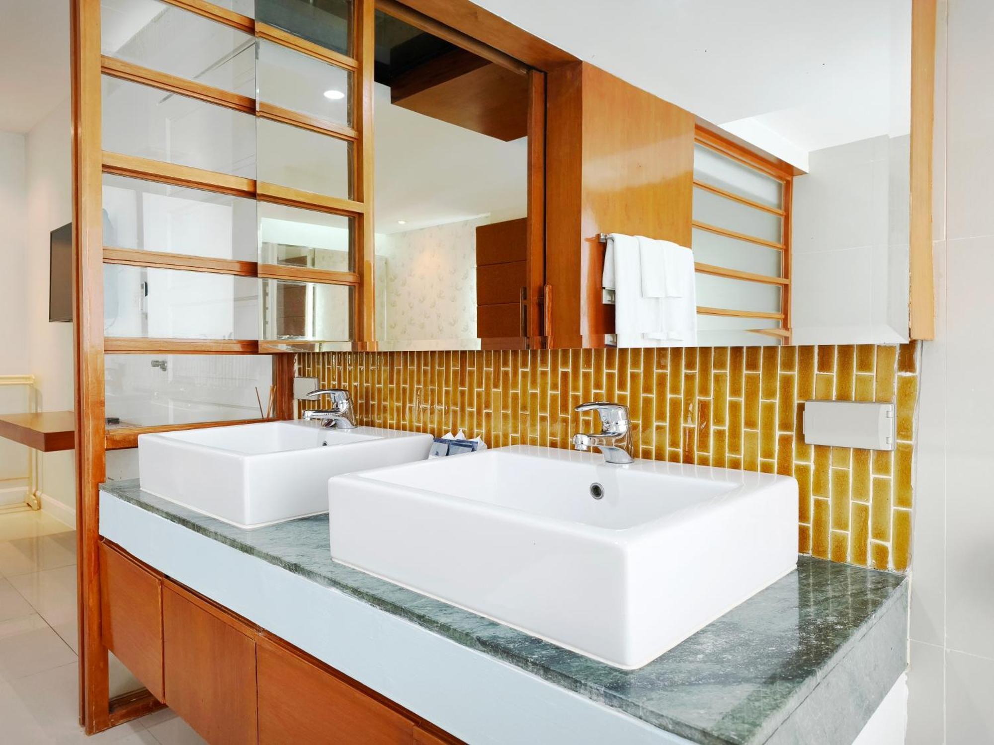 Two-Bedroom Suite
