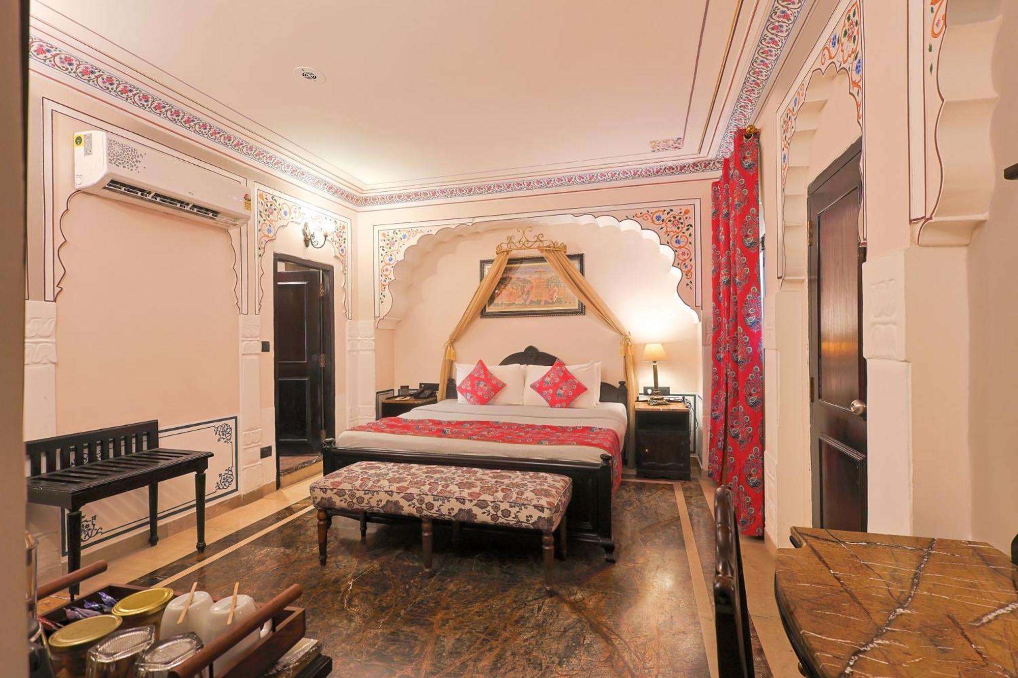 Deluxe Double Room : 20% Off on Food at Zaika & Over the Moon, 30% Off on SPA Happy Hours at #BC on Alcoholic Beverages