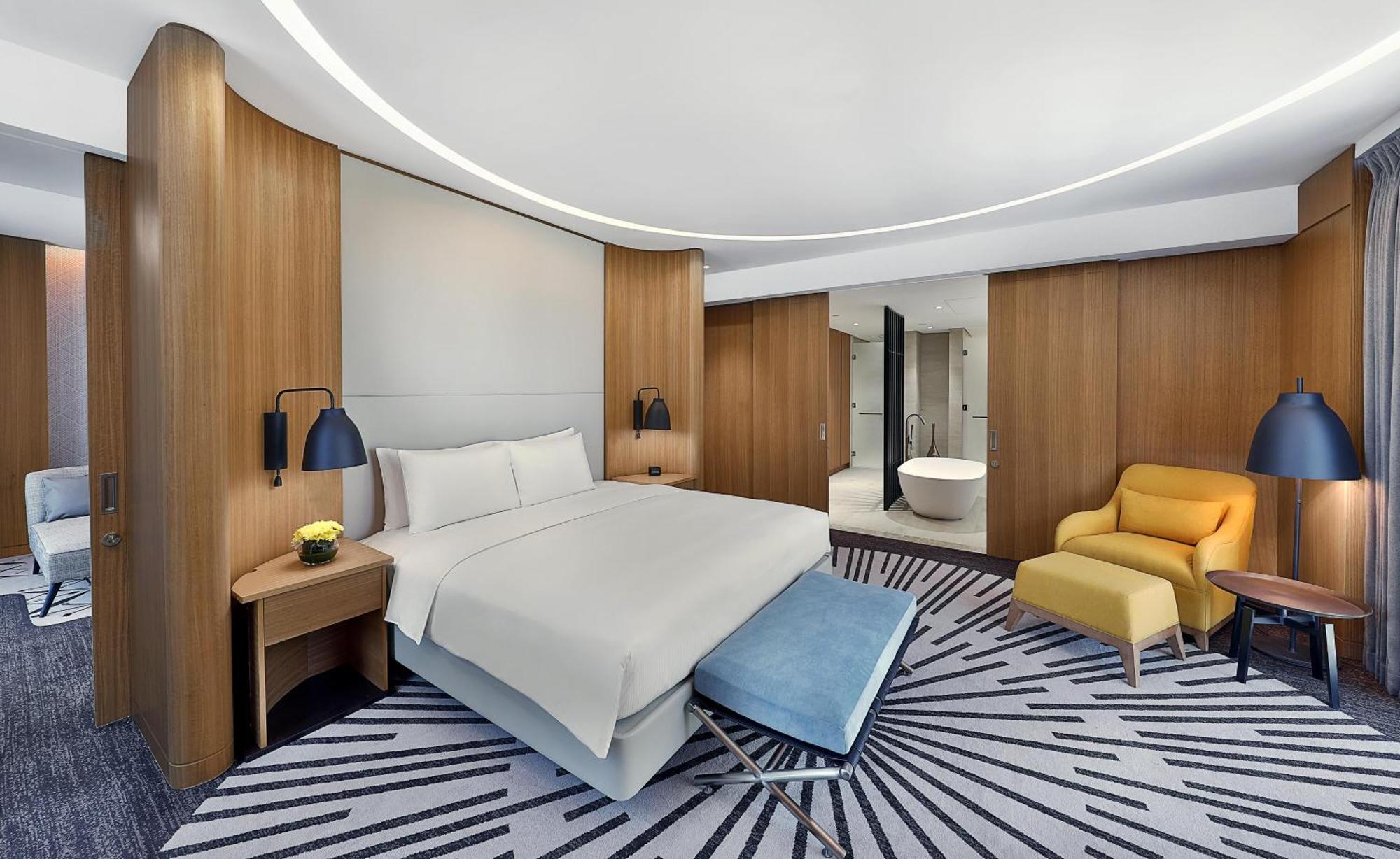 Burj King Suite