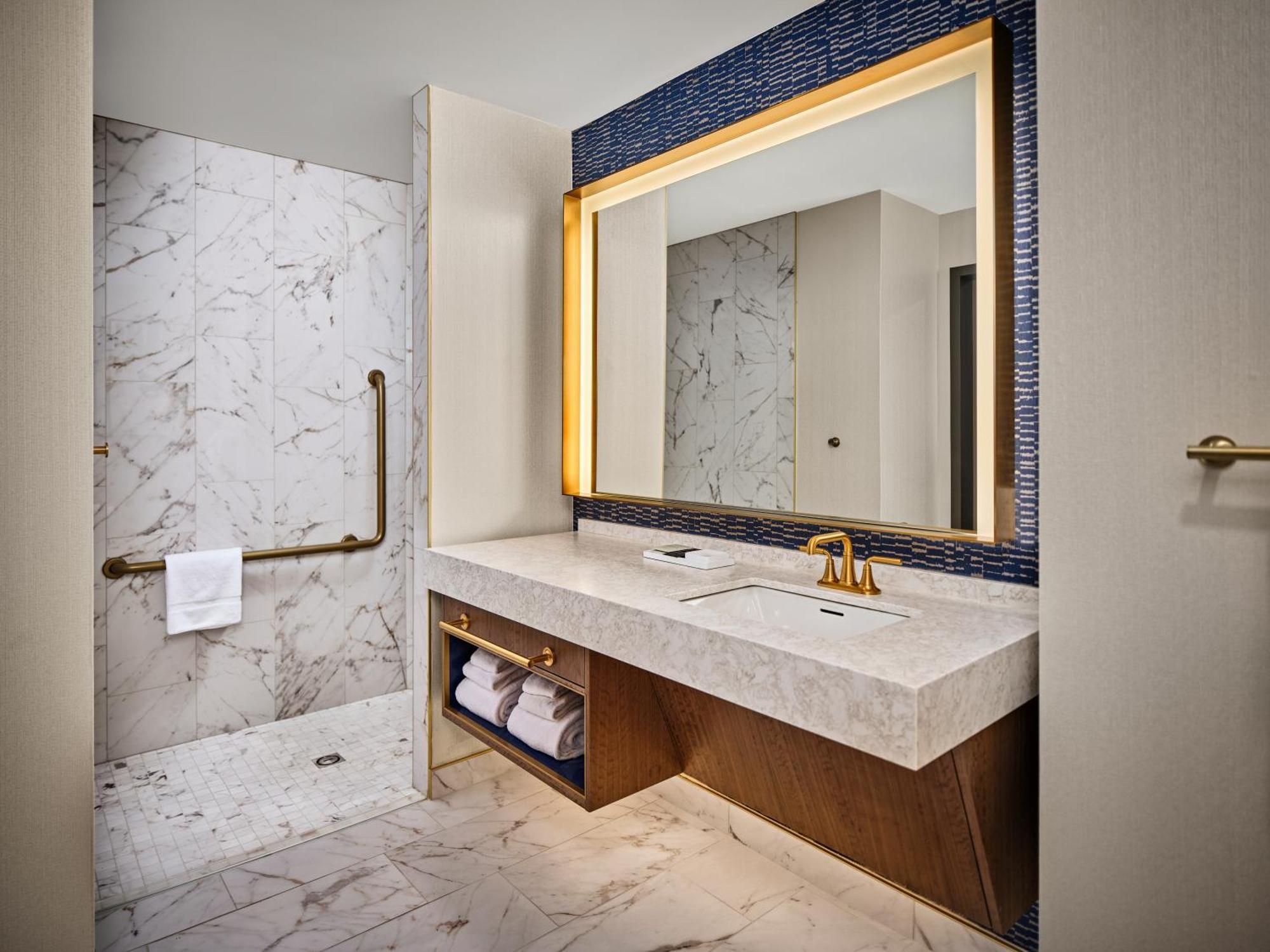 Deluxe King Room Disability Access