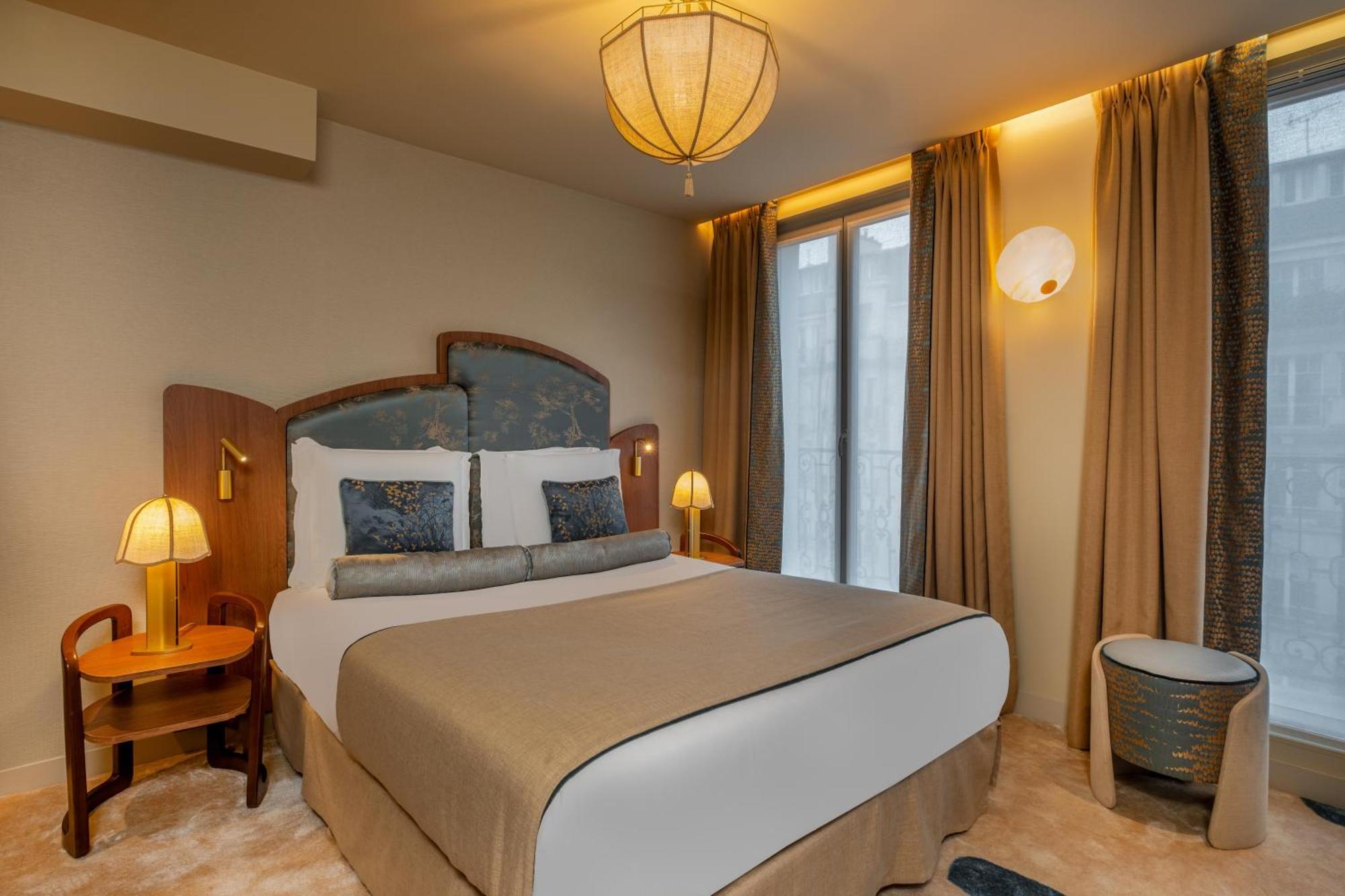 Executive Room Eiffel Tower View