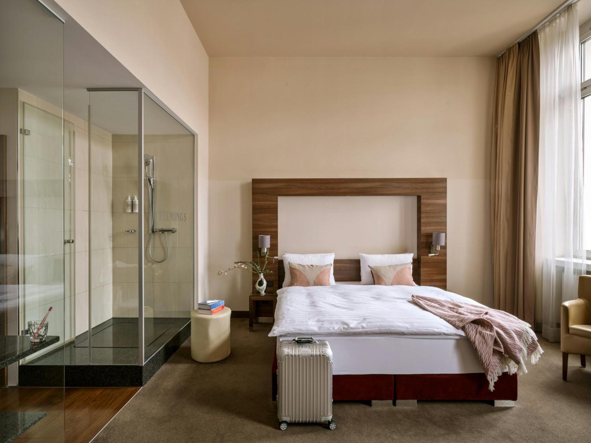 Superior Queen Room