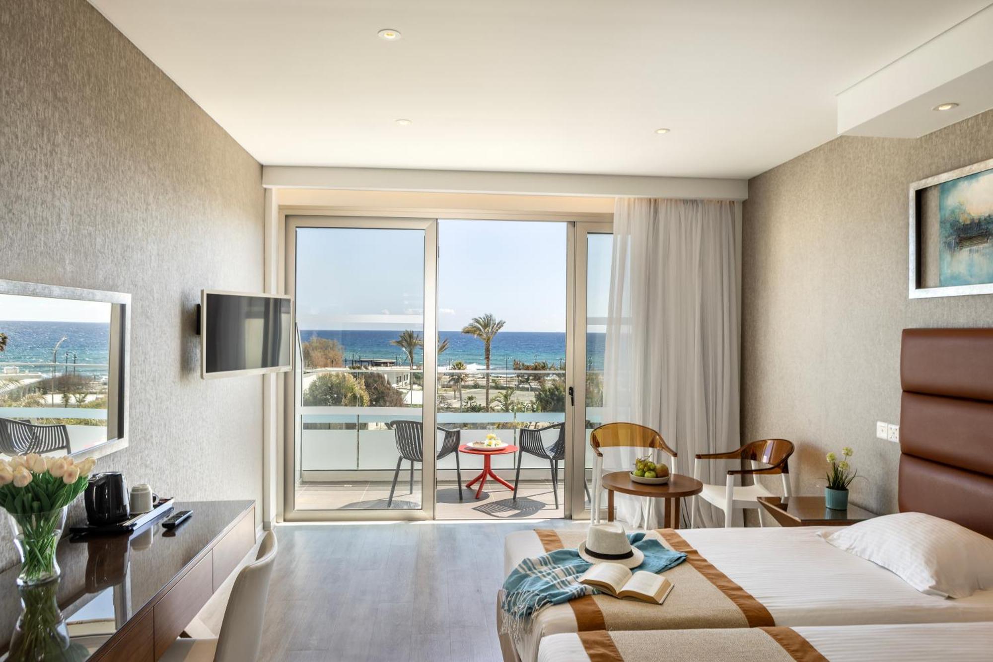 Superior Room with Sea View
