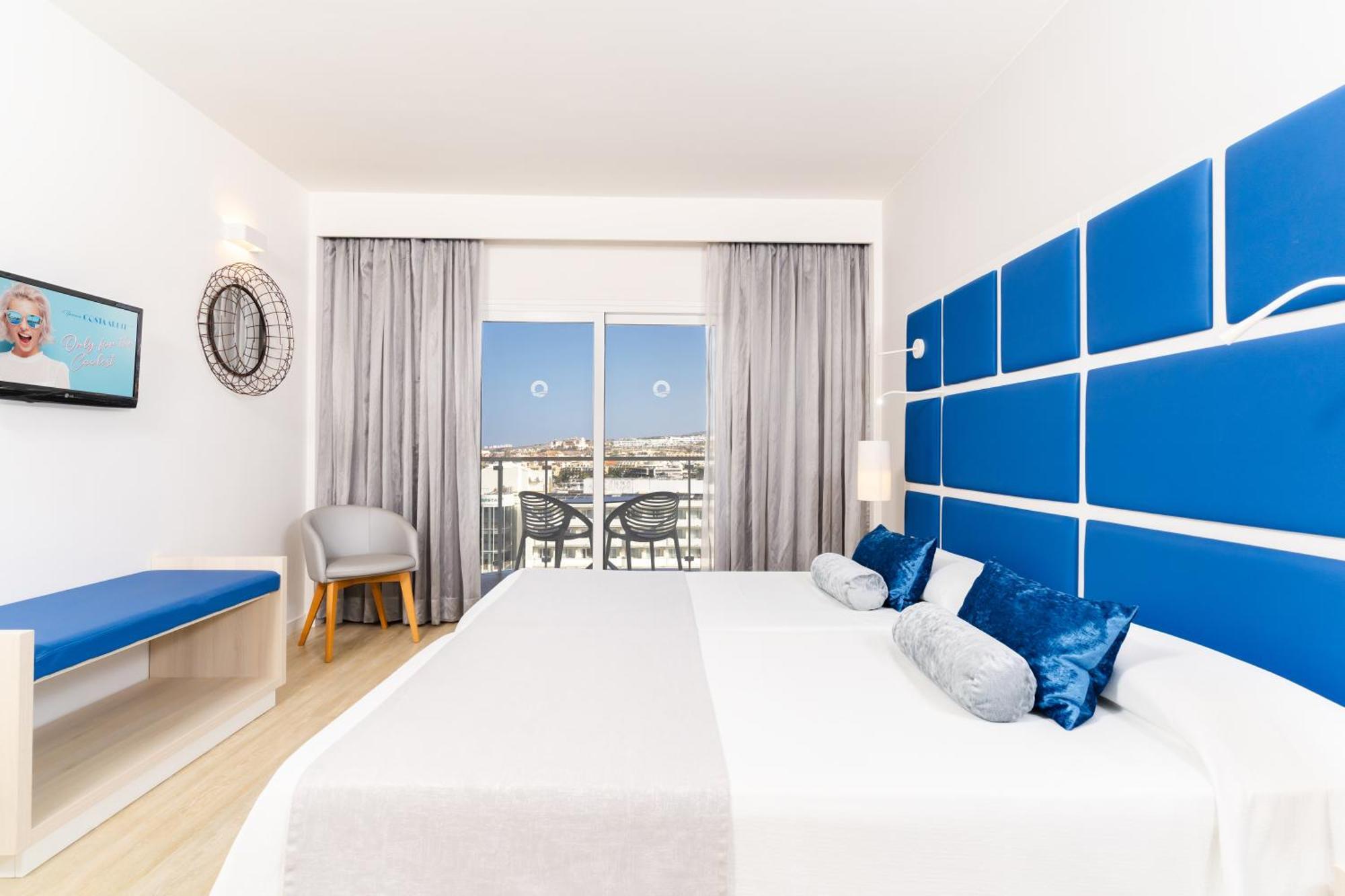 Suite with Sea View