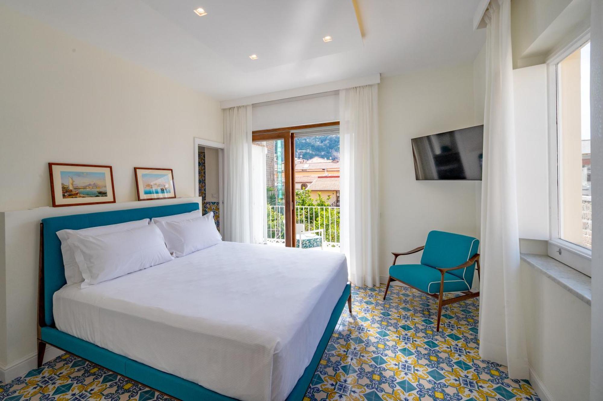 Deluxe Double Room with Balcony