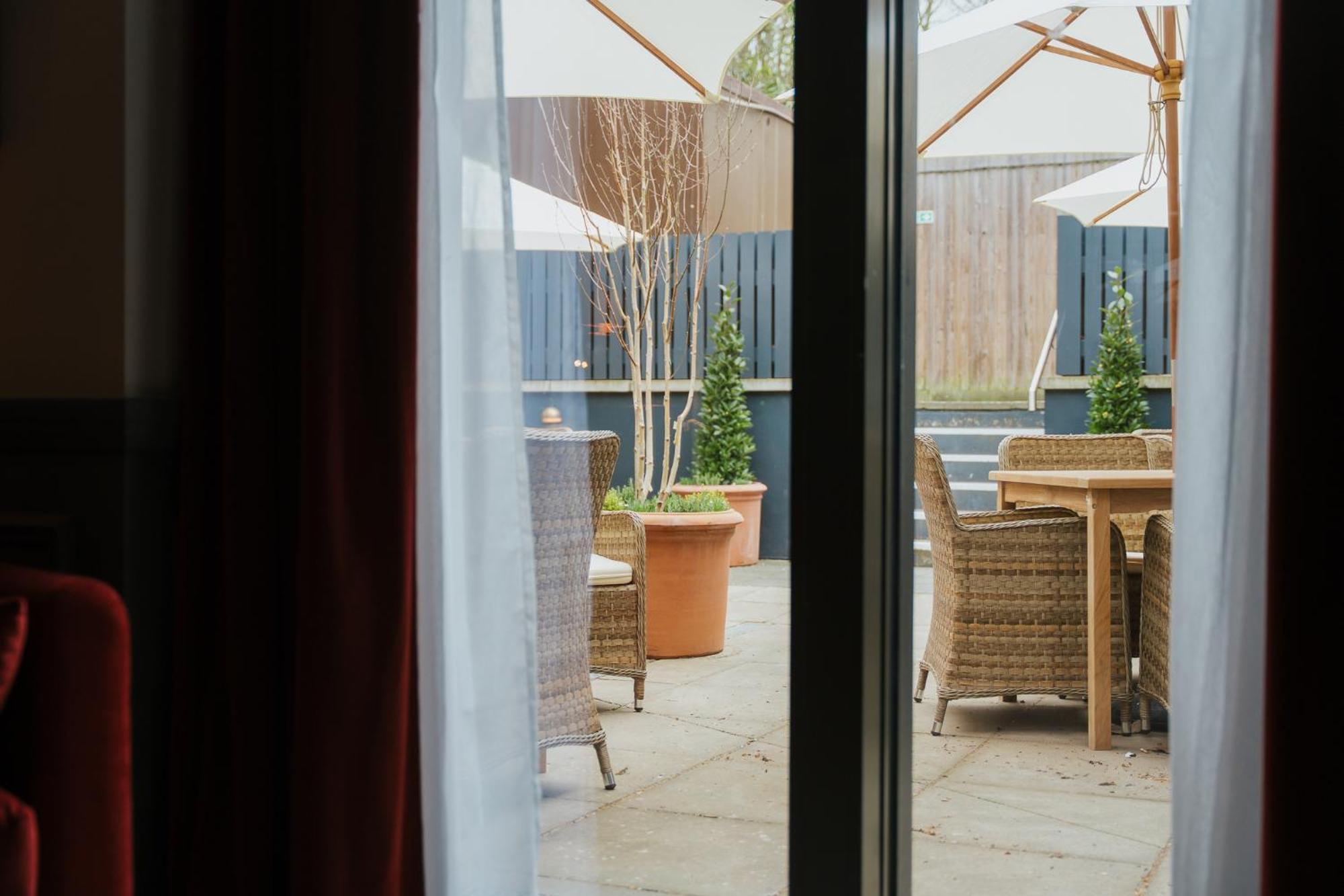 Courtyard Suite,1765398486:JPEG