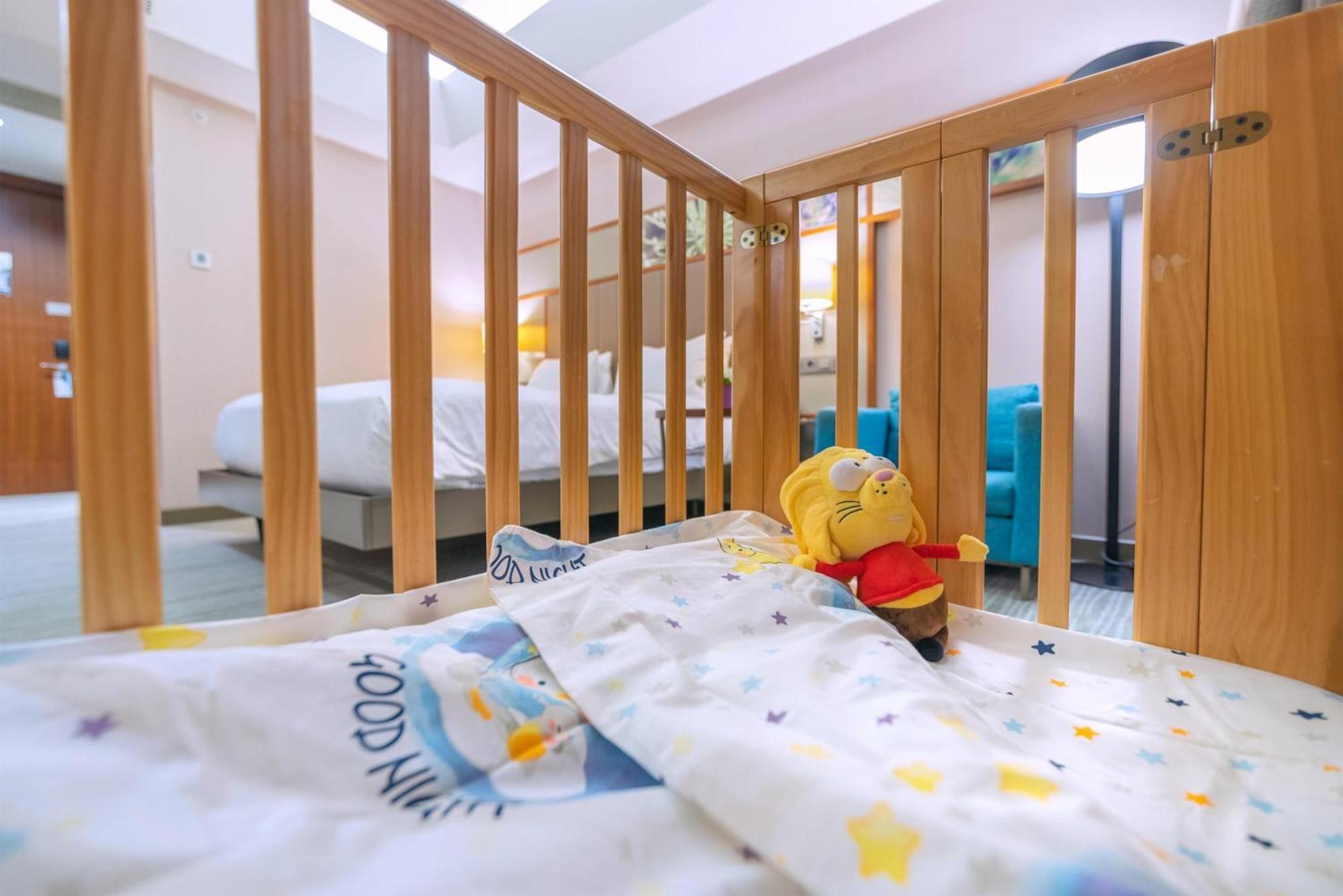 Family Connecting Rooms