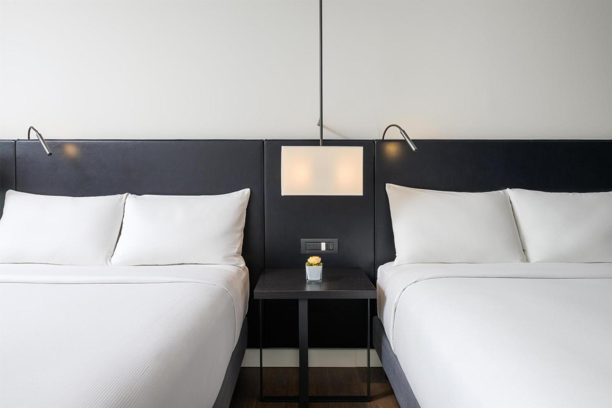 Premium Twin Room With Lake View