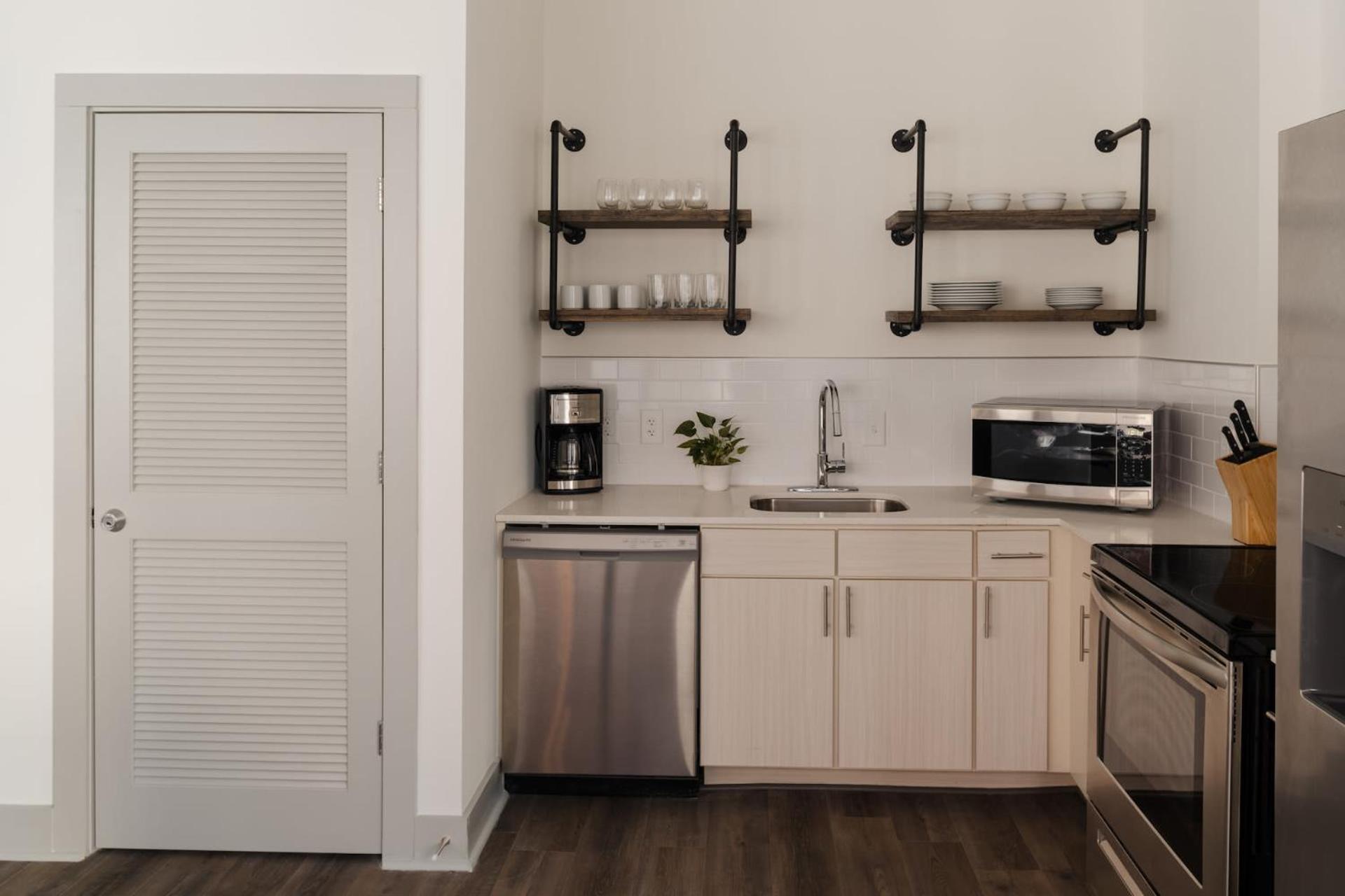 One-Bedroom Apartment Self Check Virtual Front Desk