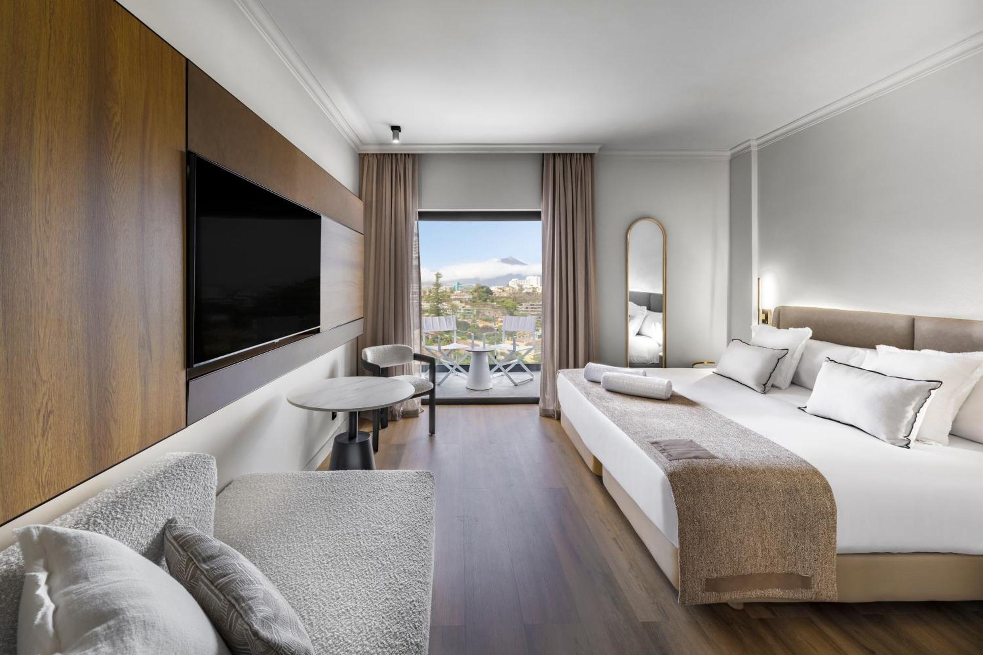 Twin Room with Teide View