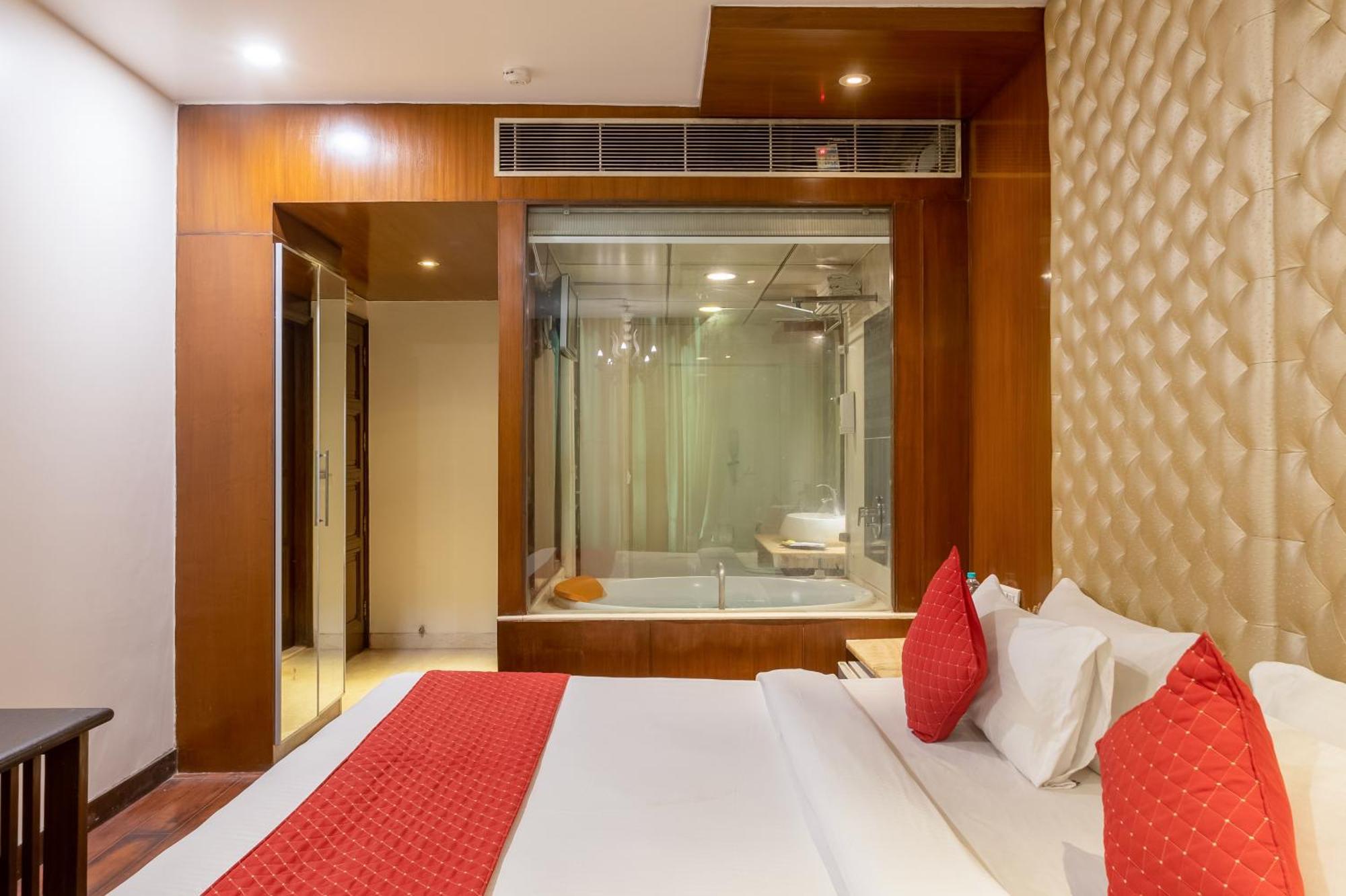 Aura Suite Private Jacuzzi,1769521548:JPEG