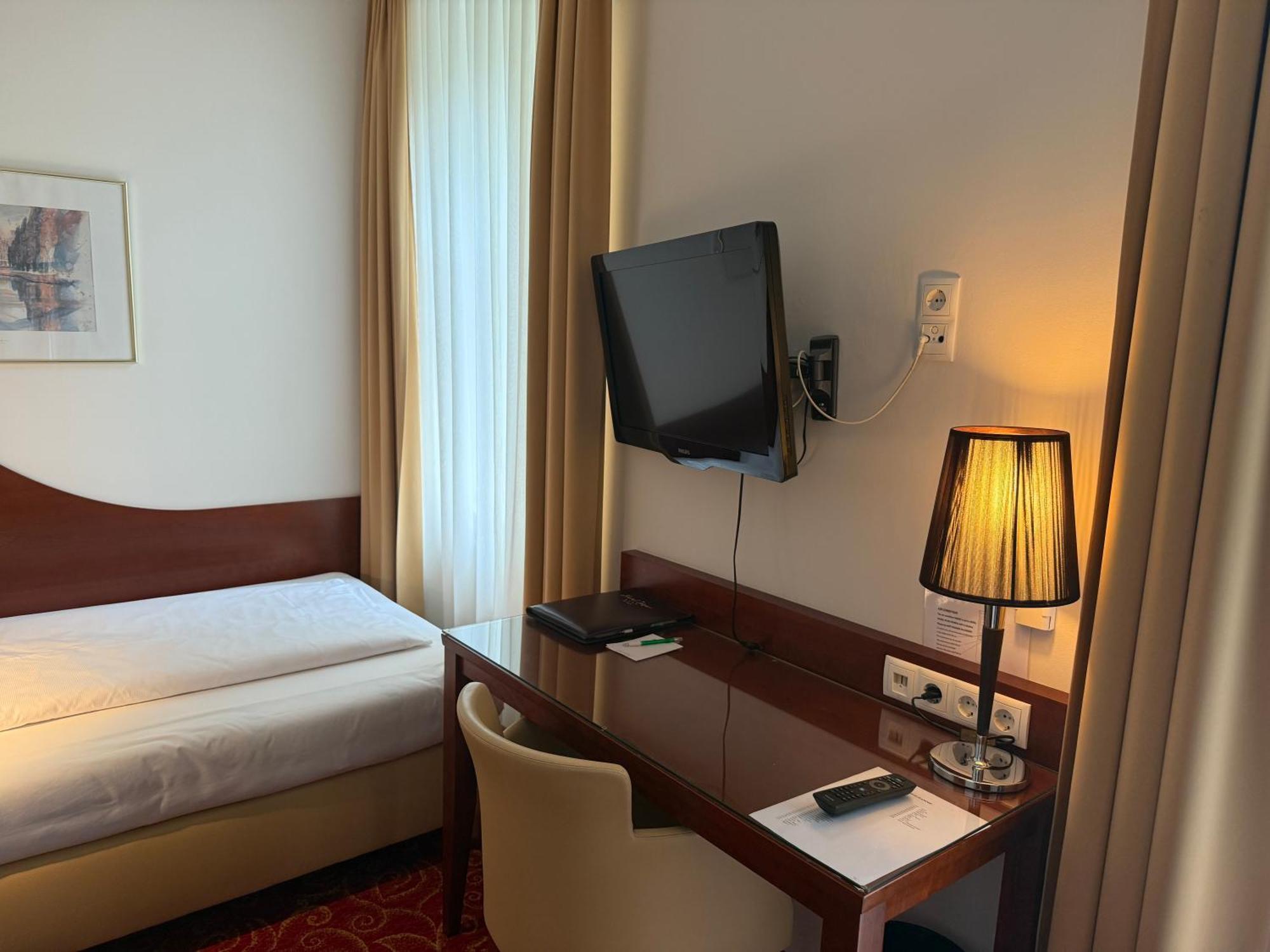 Single Room with Balcony