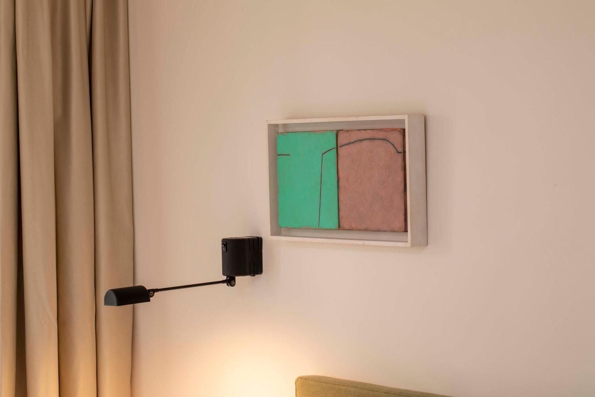 Appartements Classiques Communicants or Connecting Classic Apartments