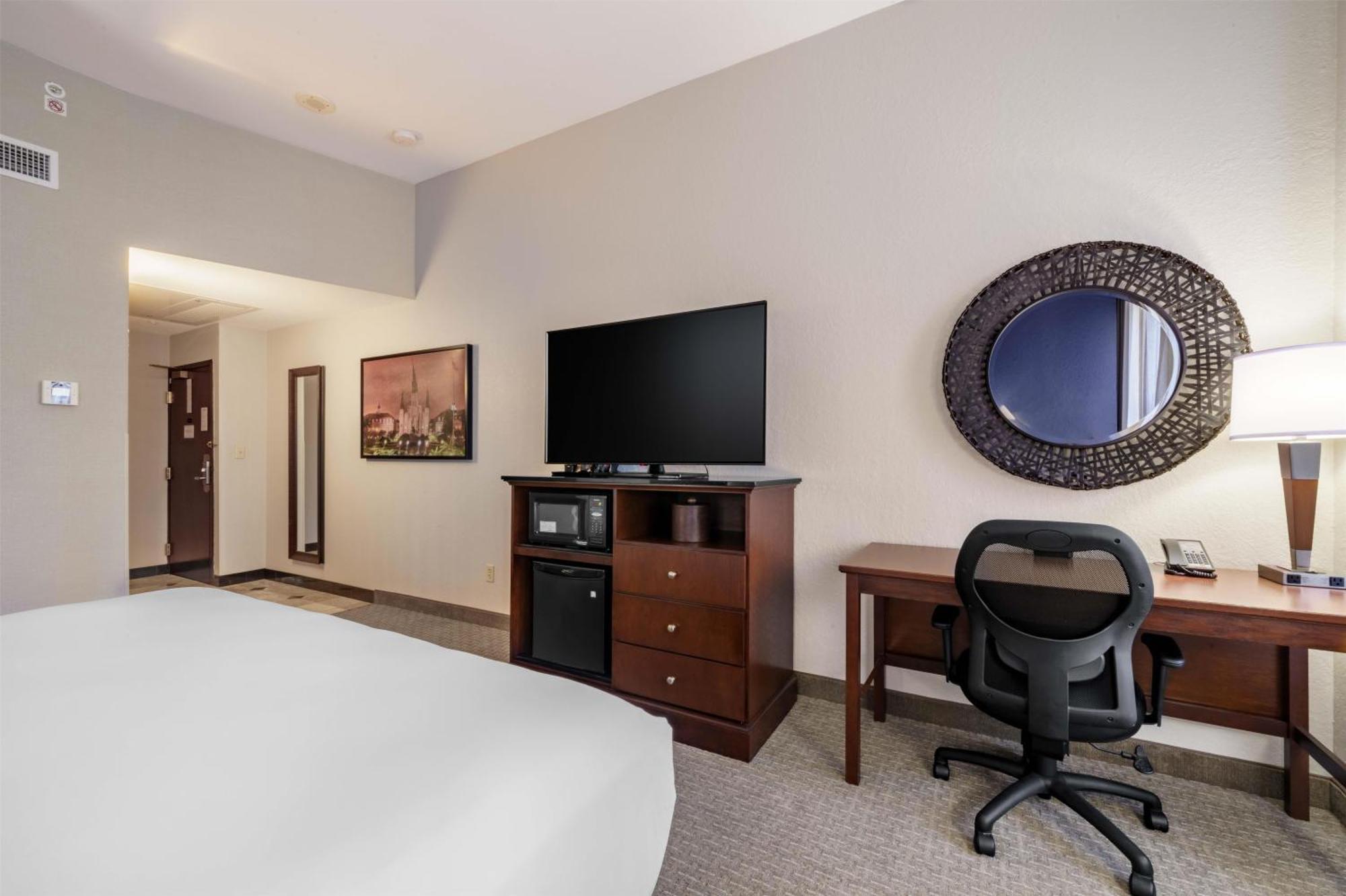 Deluxe King Room - Disability Access