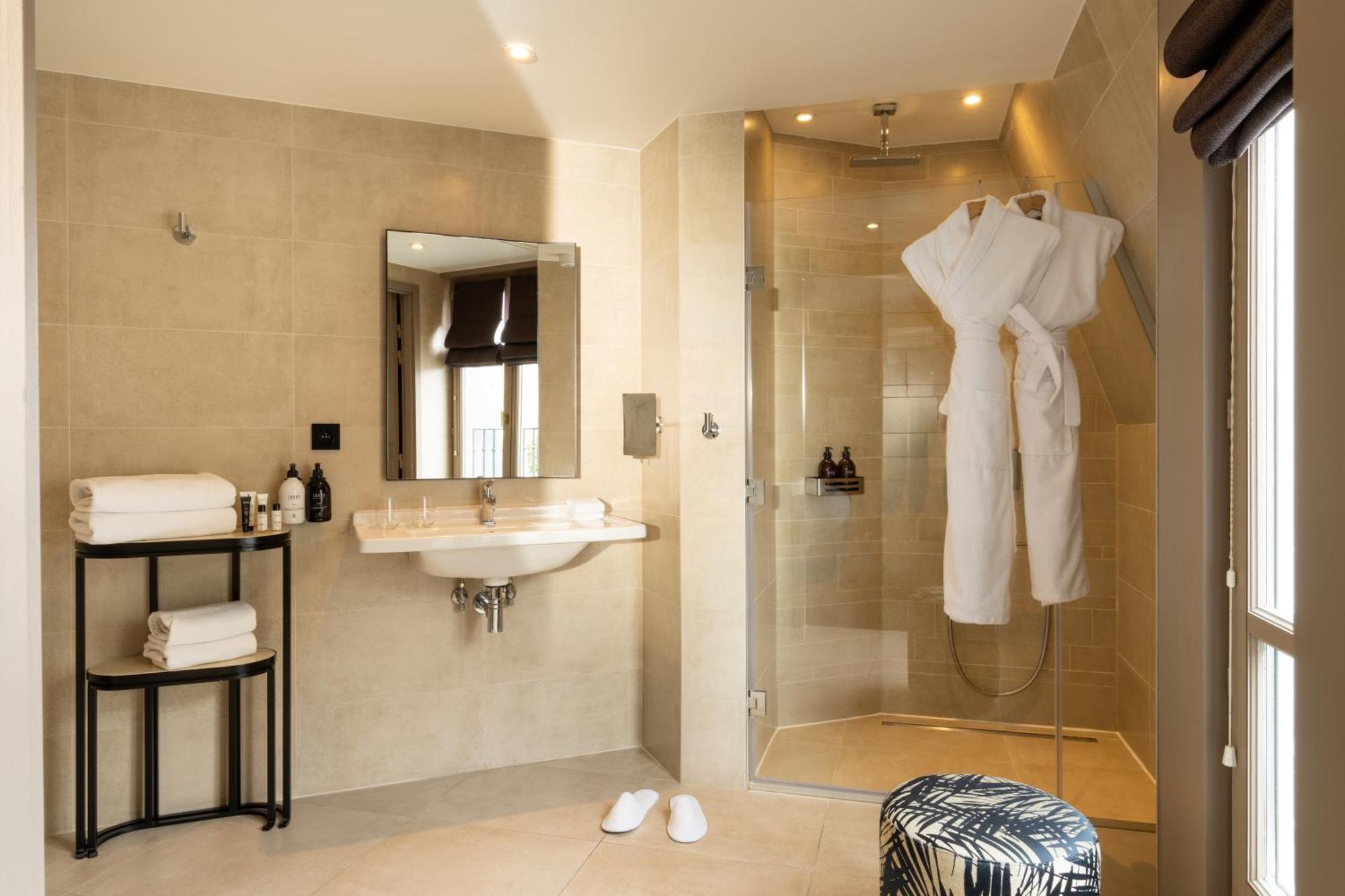 Prestige Room balcony