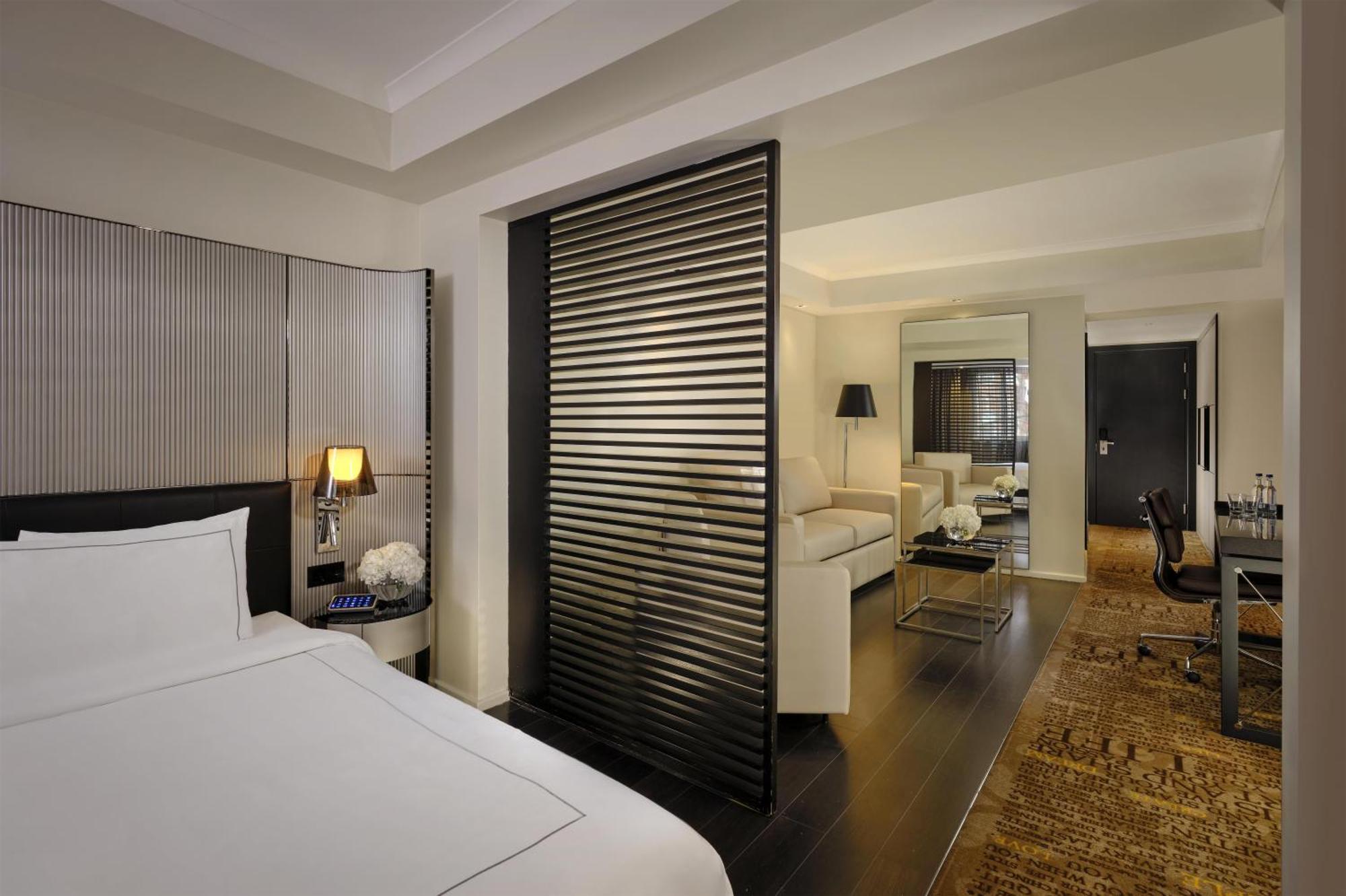 Executive Studio