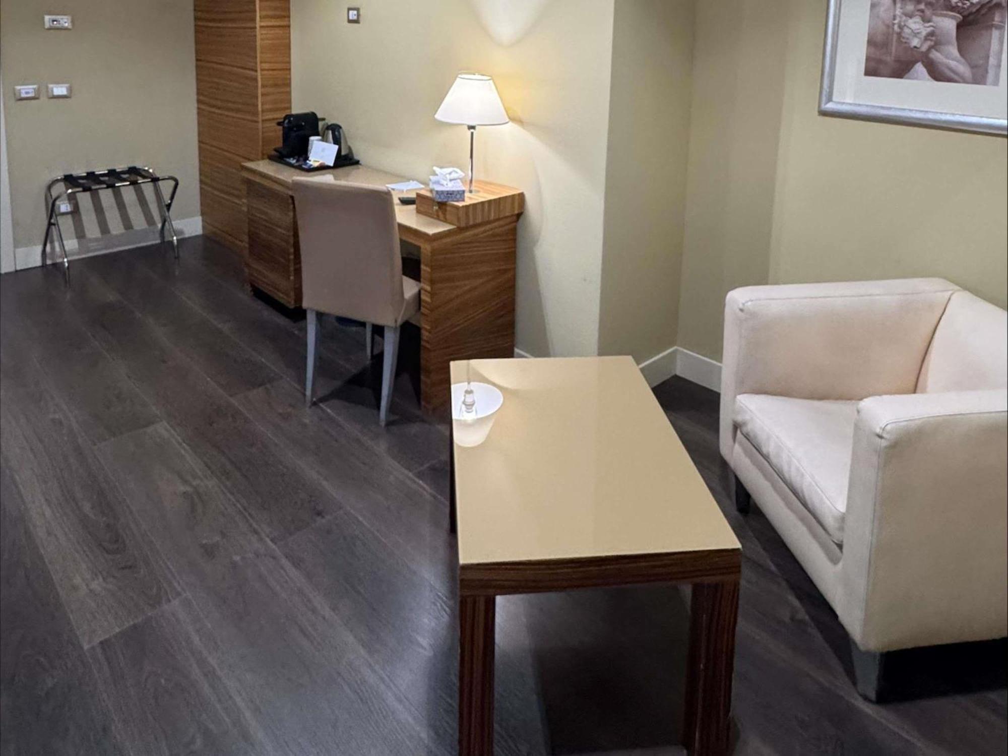 Privilege Luxe Room