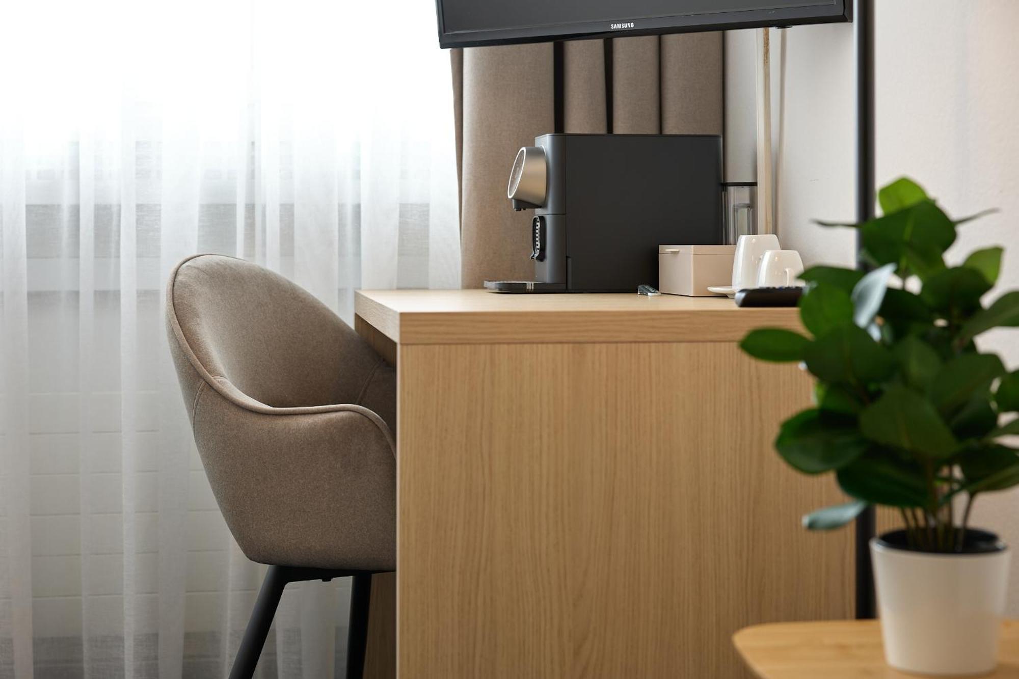 Small Single Room
