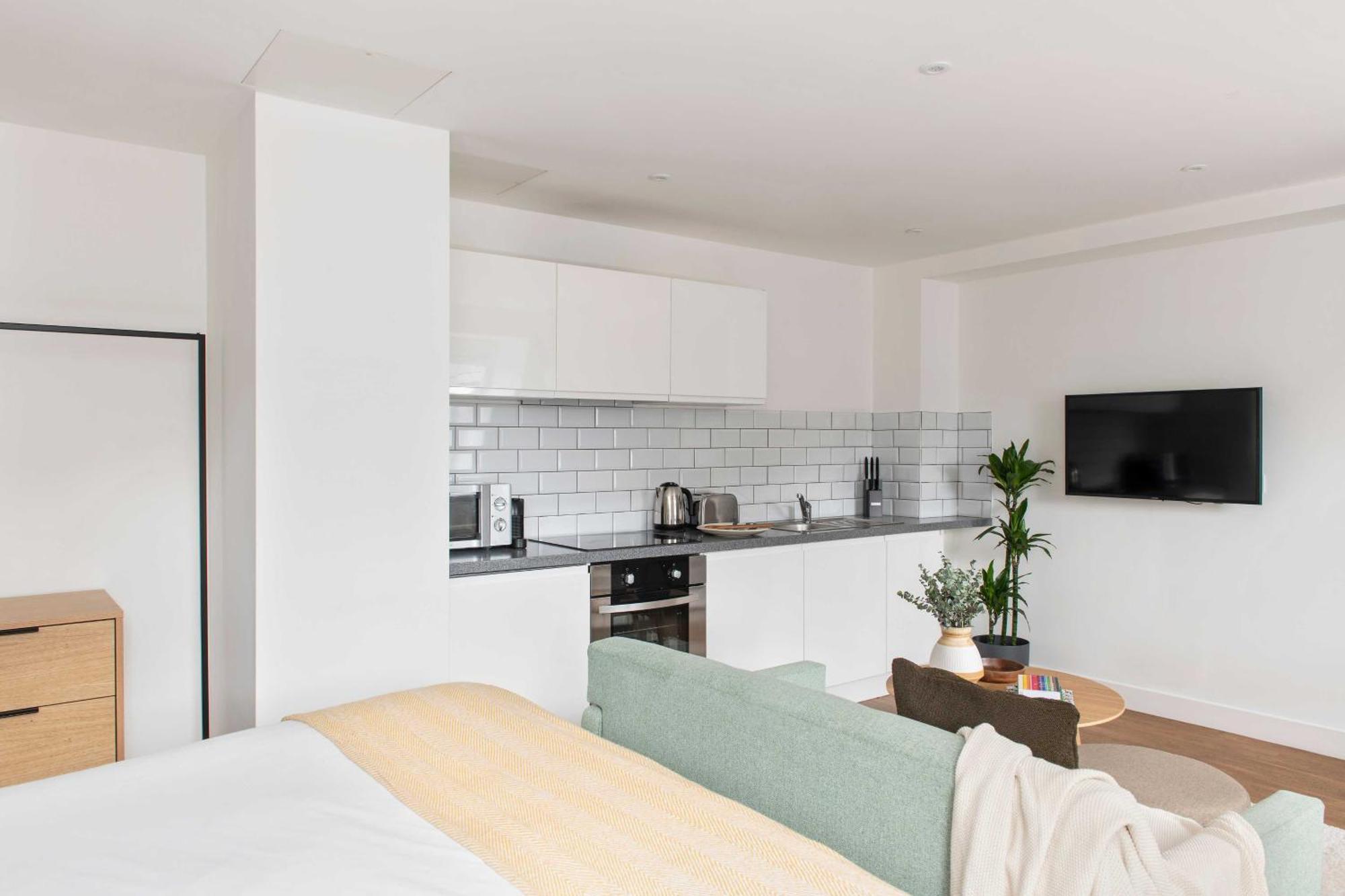 Studio Apartment