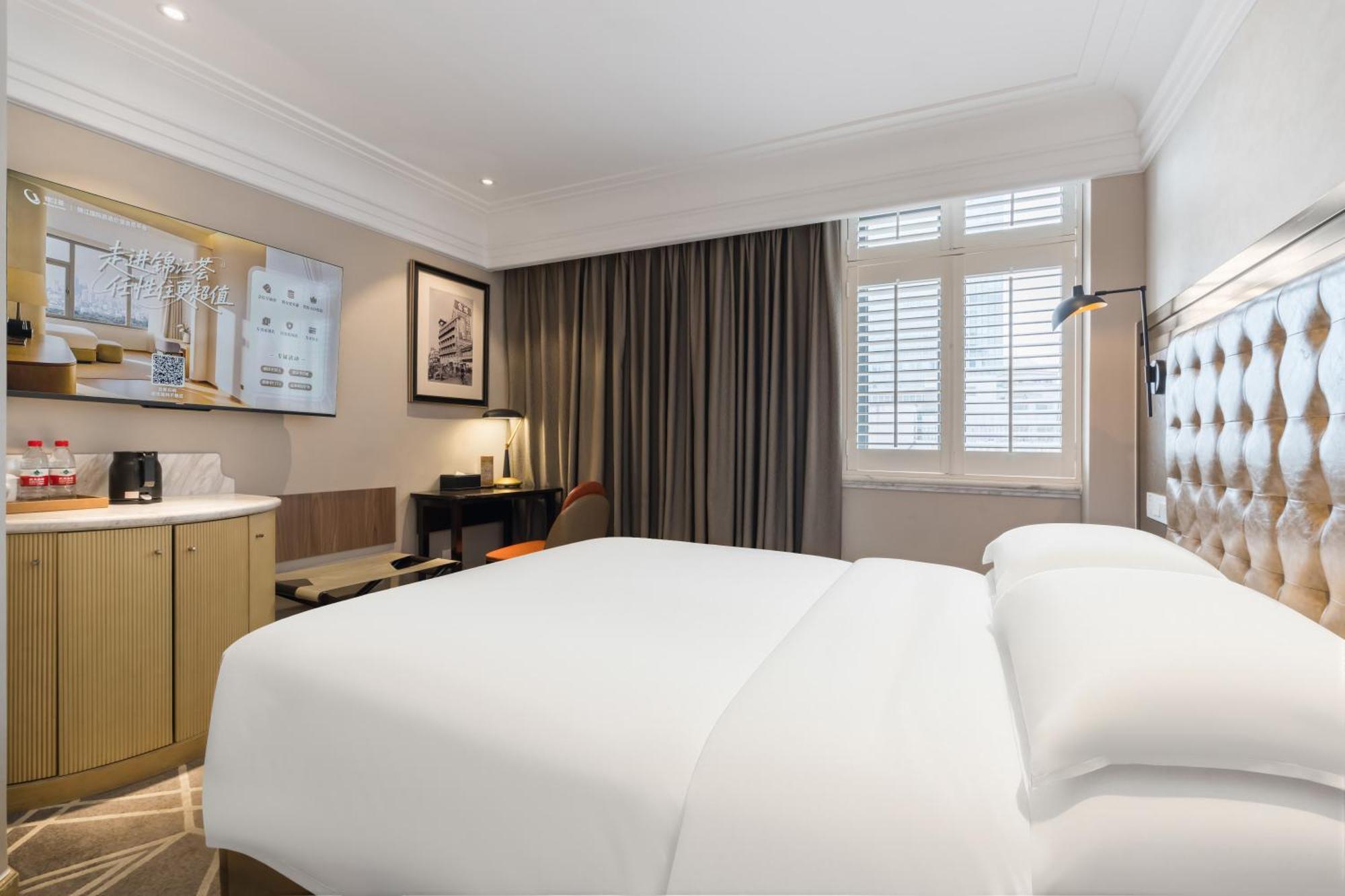 Very Sassy Double Room