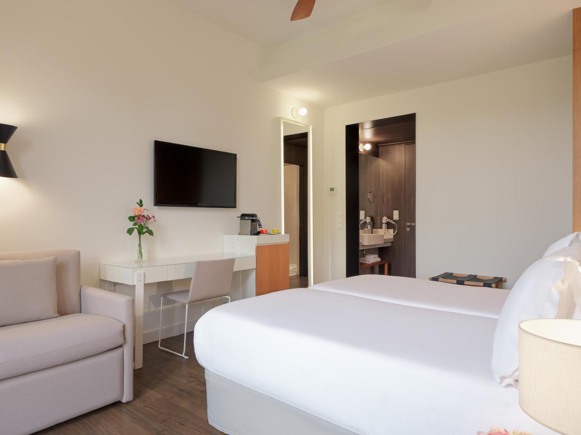 Triple Room,1773746833:JPEG