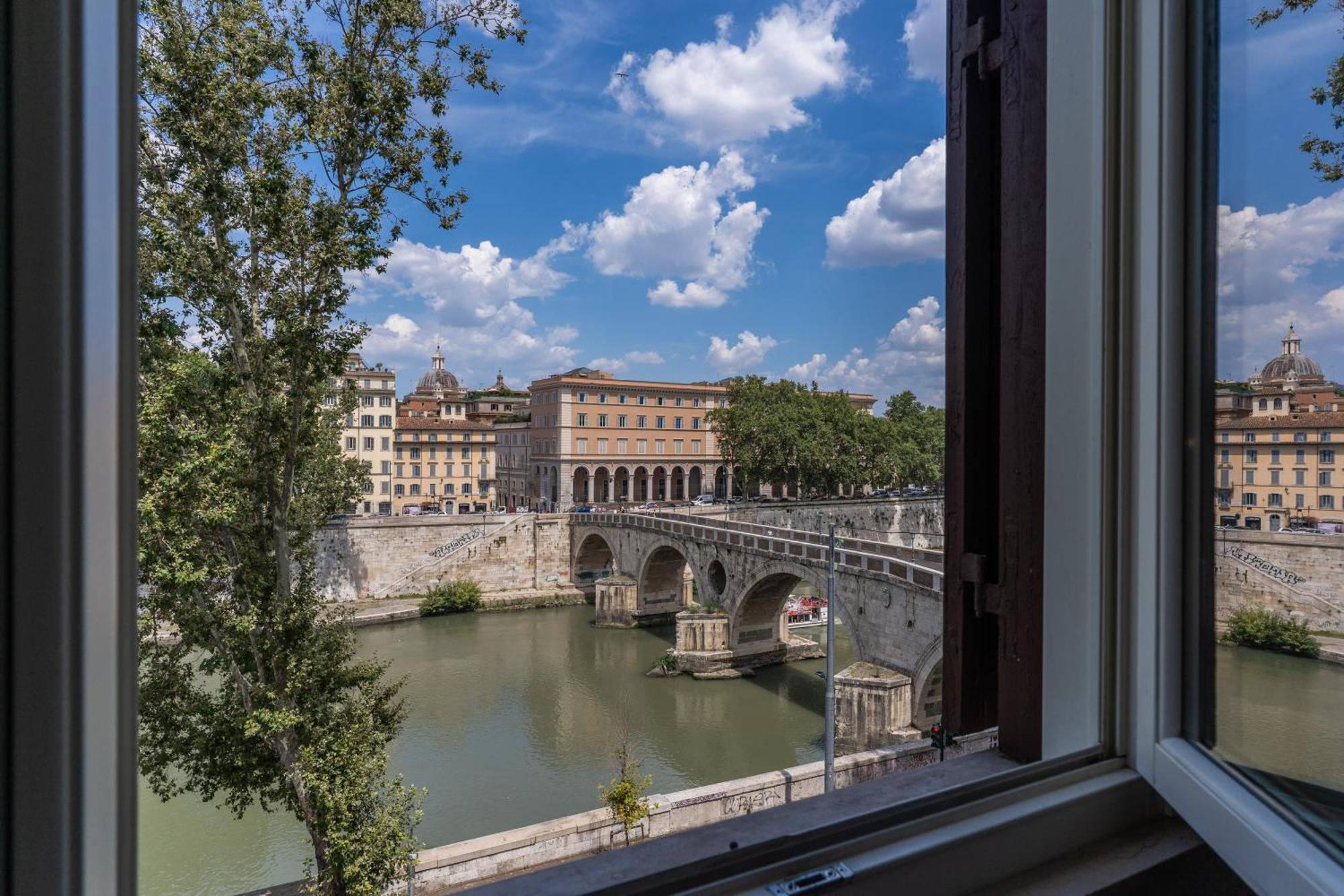 One-Bedroom Apartment with River View