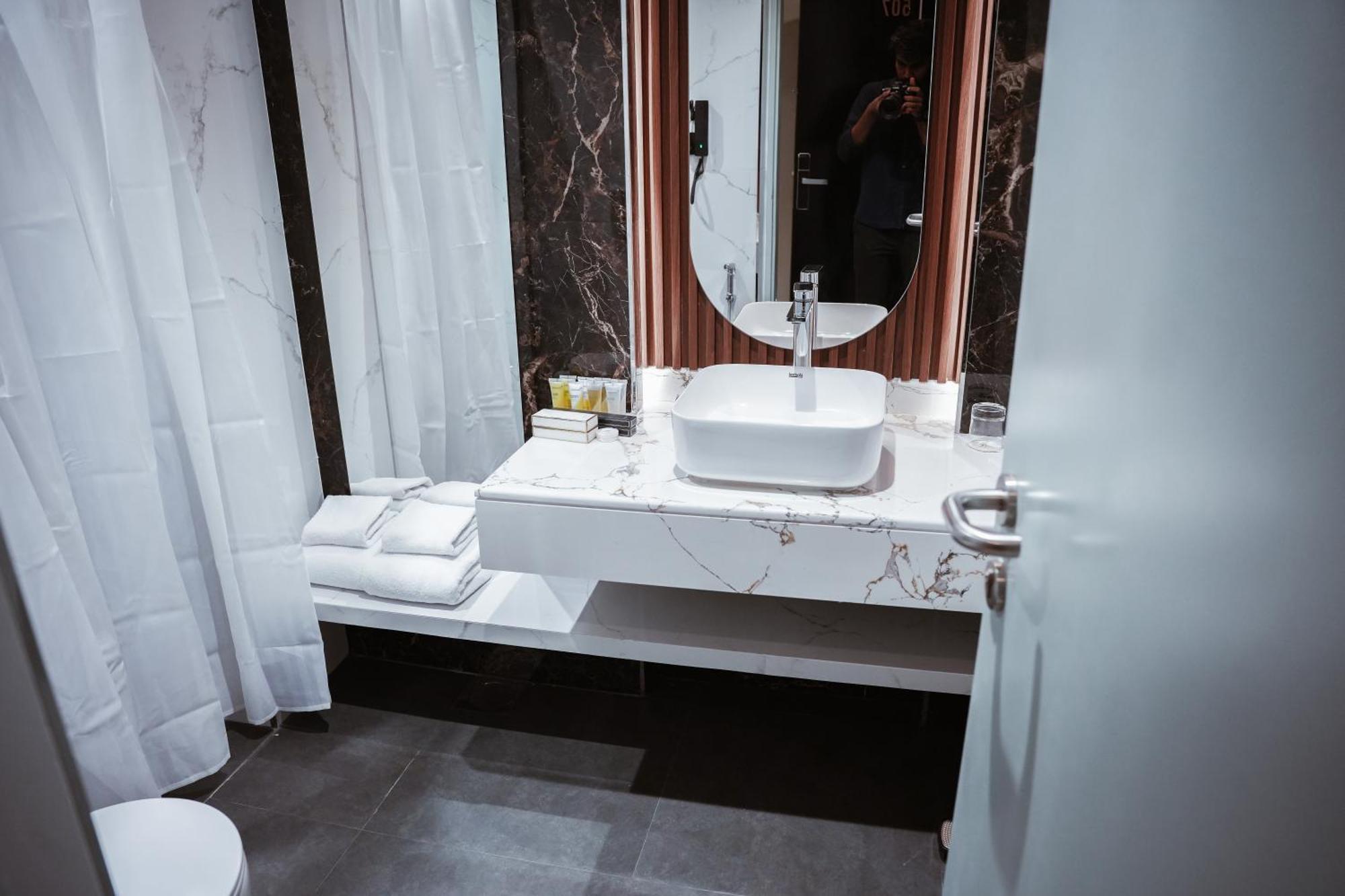 Standard King Room
