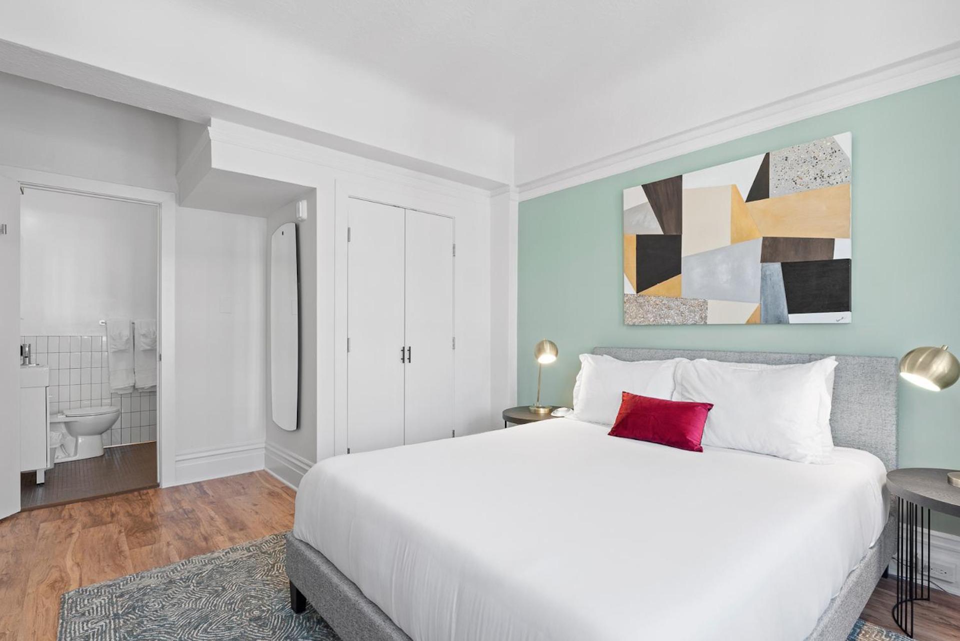 Deluxe Queen Room Self Check Virtual Front Desk