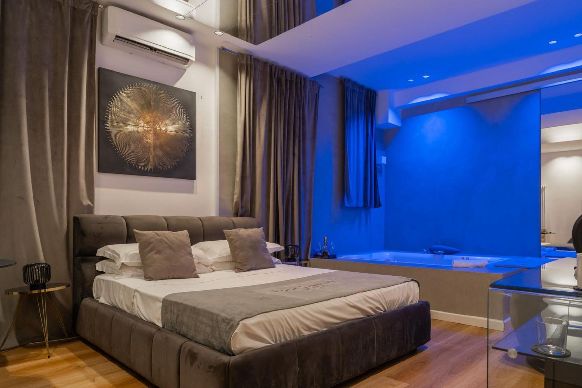 Queen Room with Spa Bath