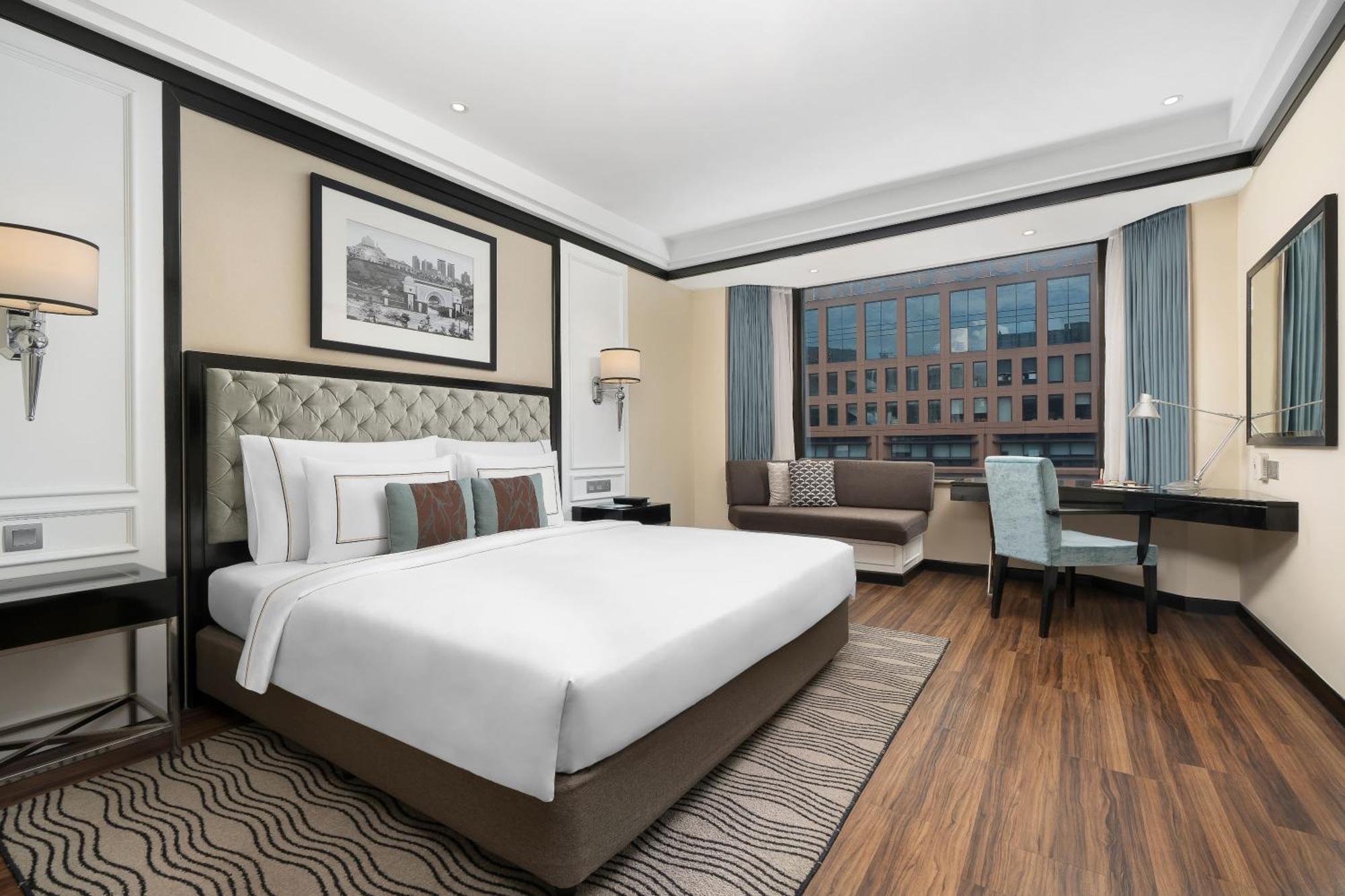 The Level Room with Executive Lounge Access