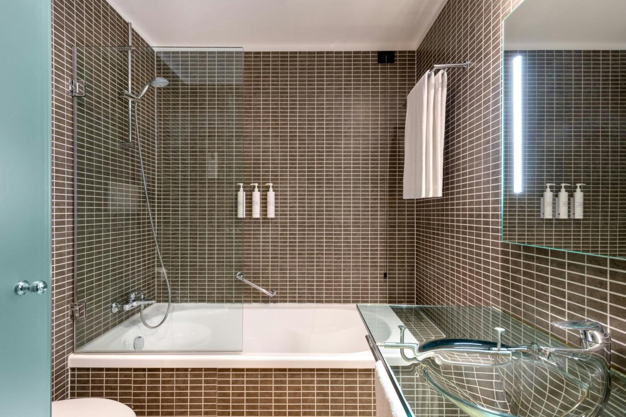 Triple Twin Room, Guest room, 2 Twin/Single Bed(s)