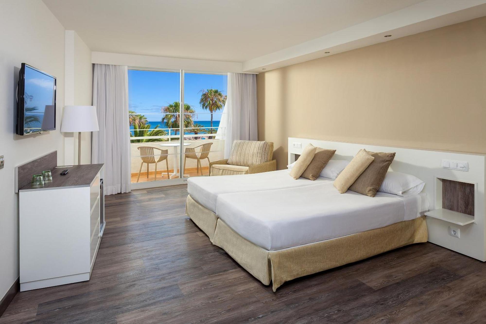 Twin Room with Sea View