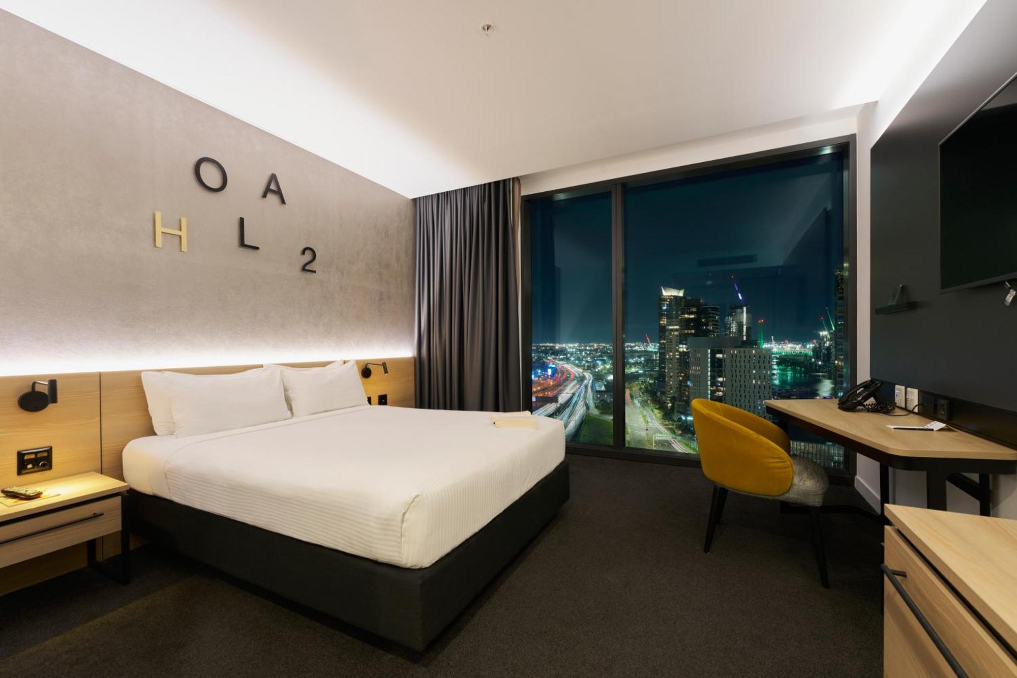 Standard Queen Room