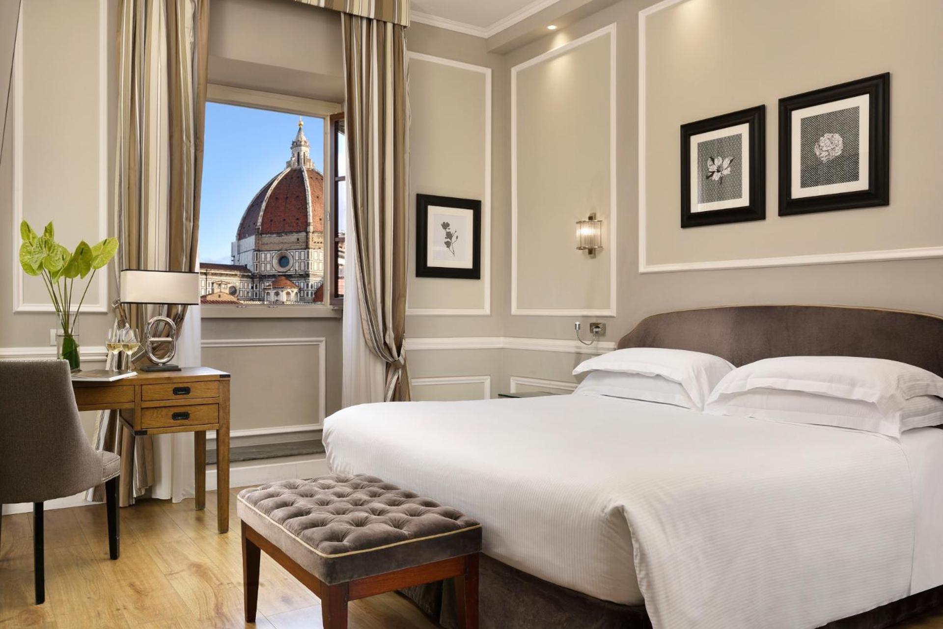 Prestige Double or Twin Room with Cathedral View