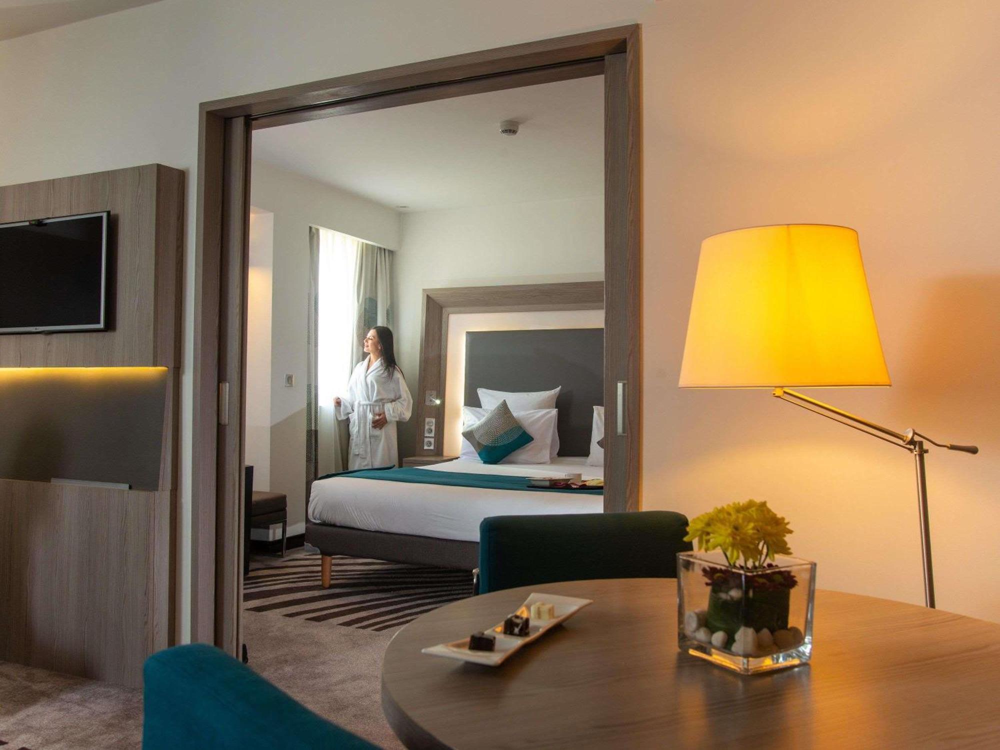 Superior King Suite