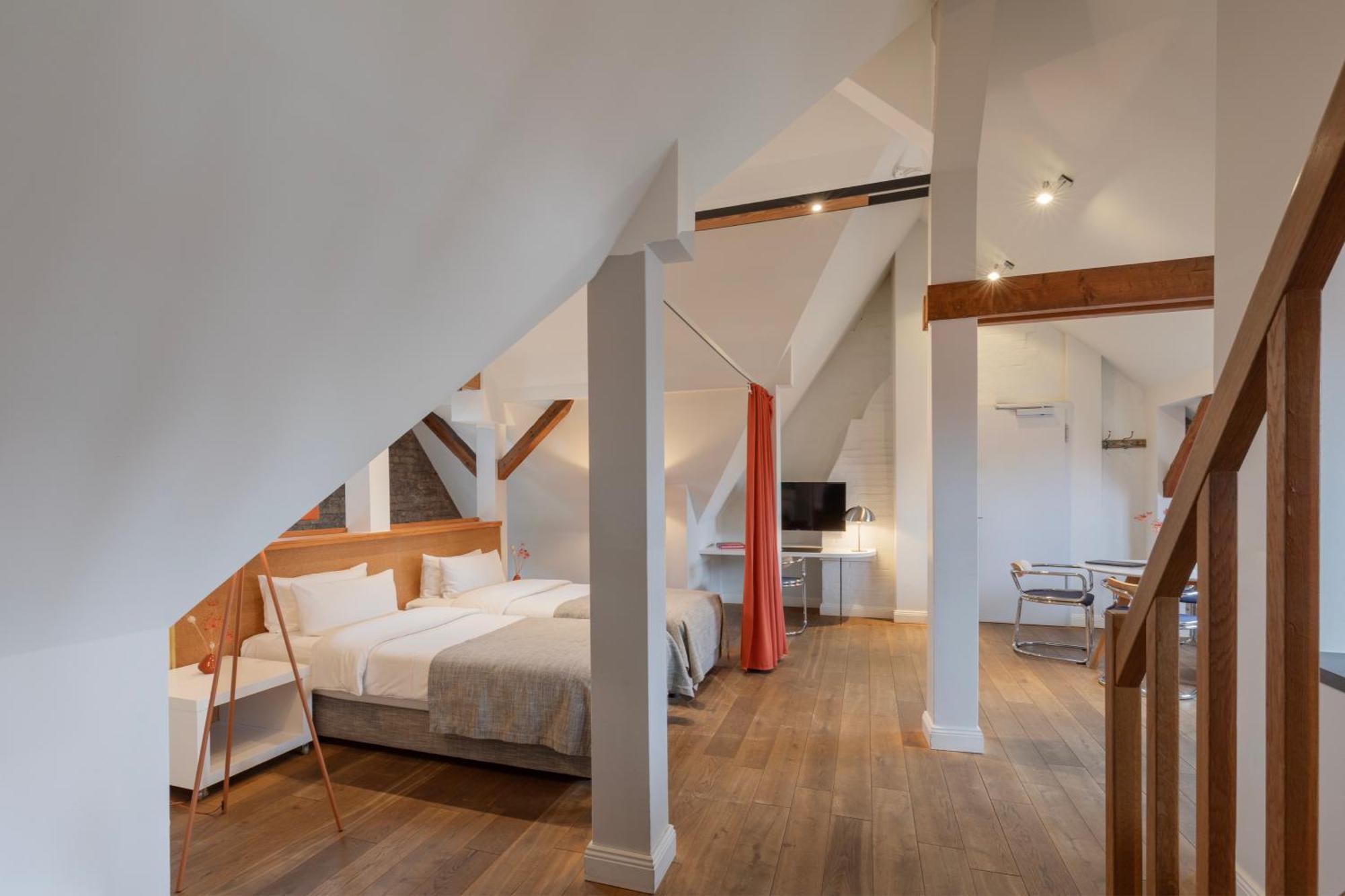 Duplex Studio