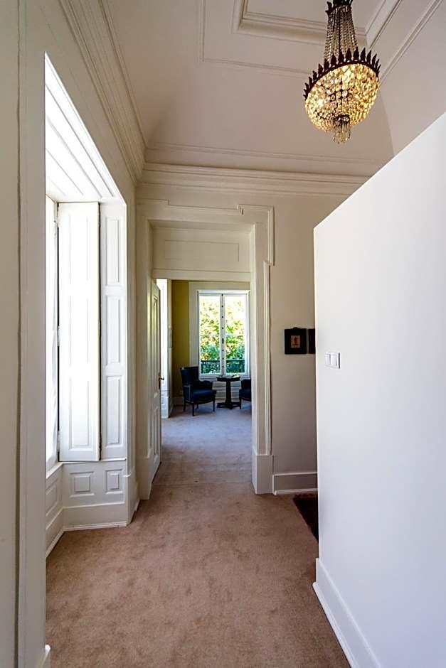 Deluxe Suite with River View